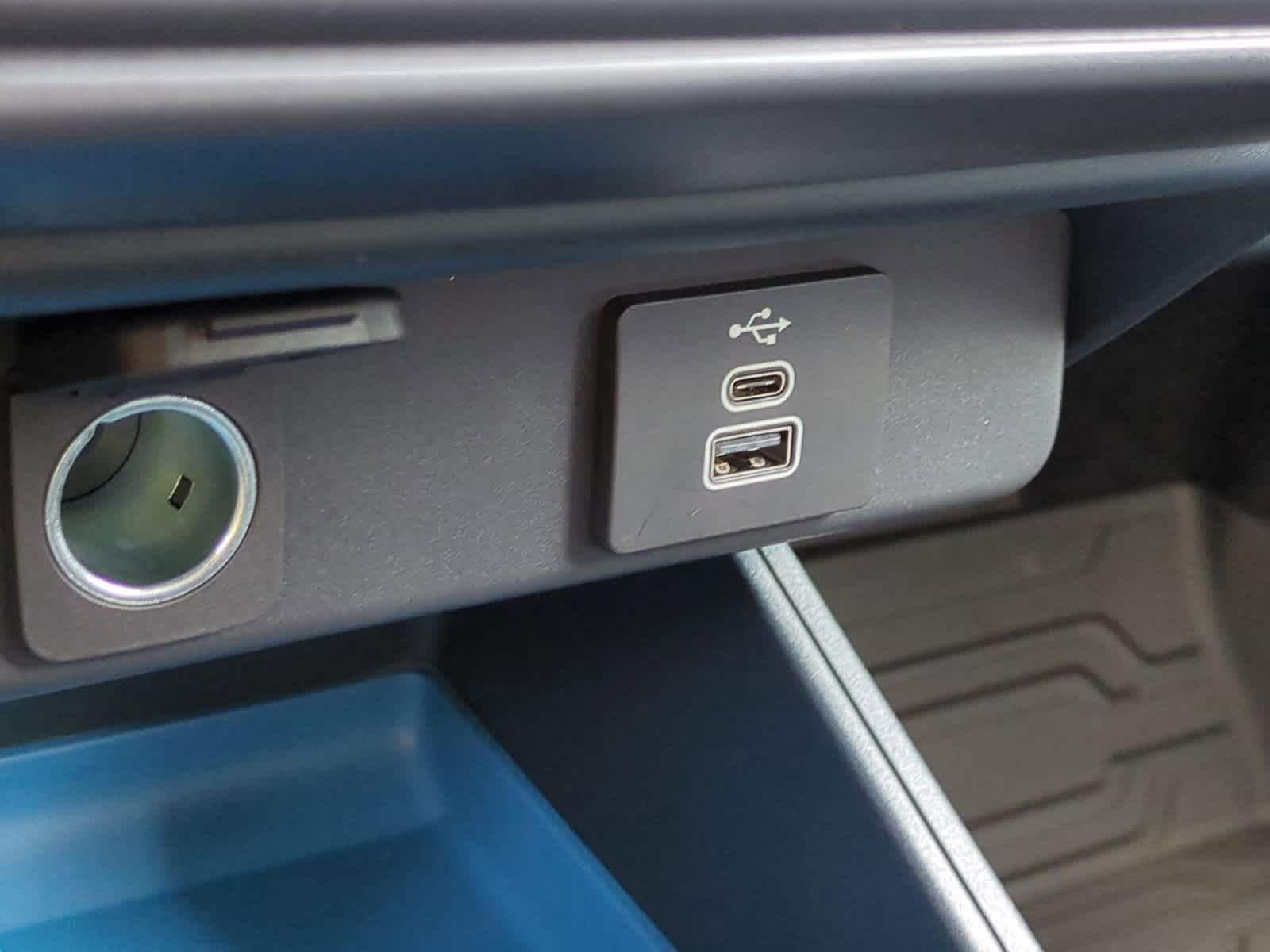 Thumbnail: 2025 Ford Maverick - 29