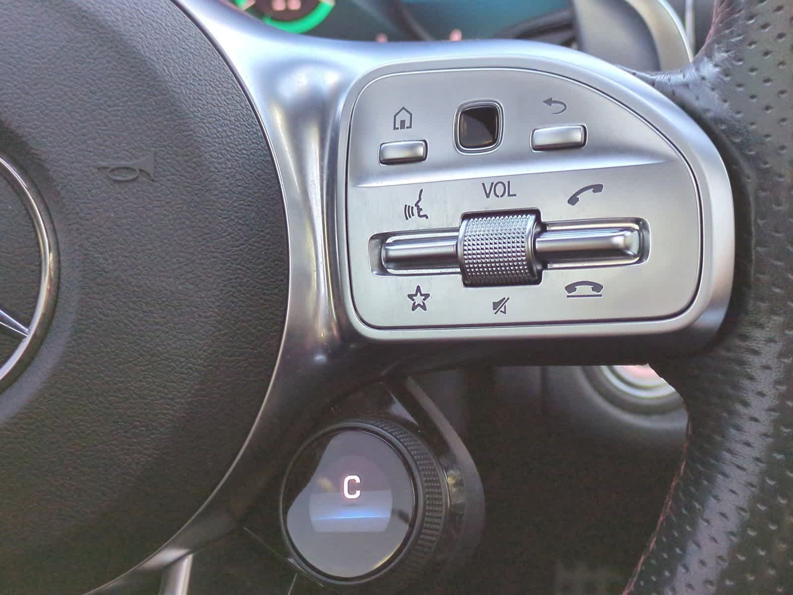 Thumbnail: 2020 Mercedes-Benz C-Class - 26