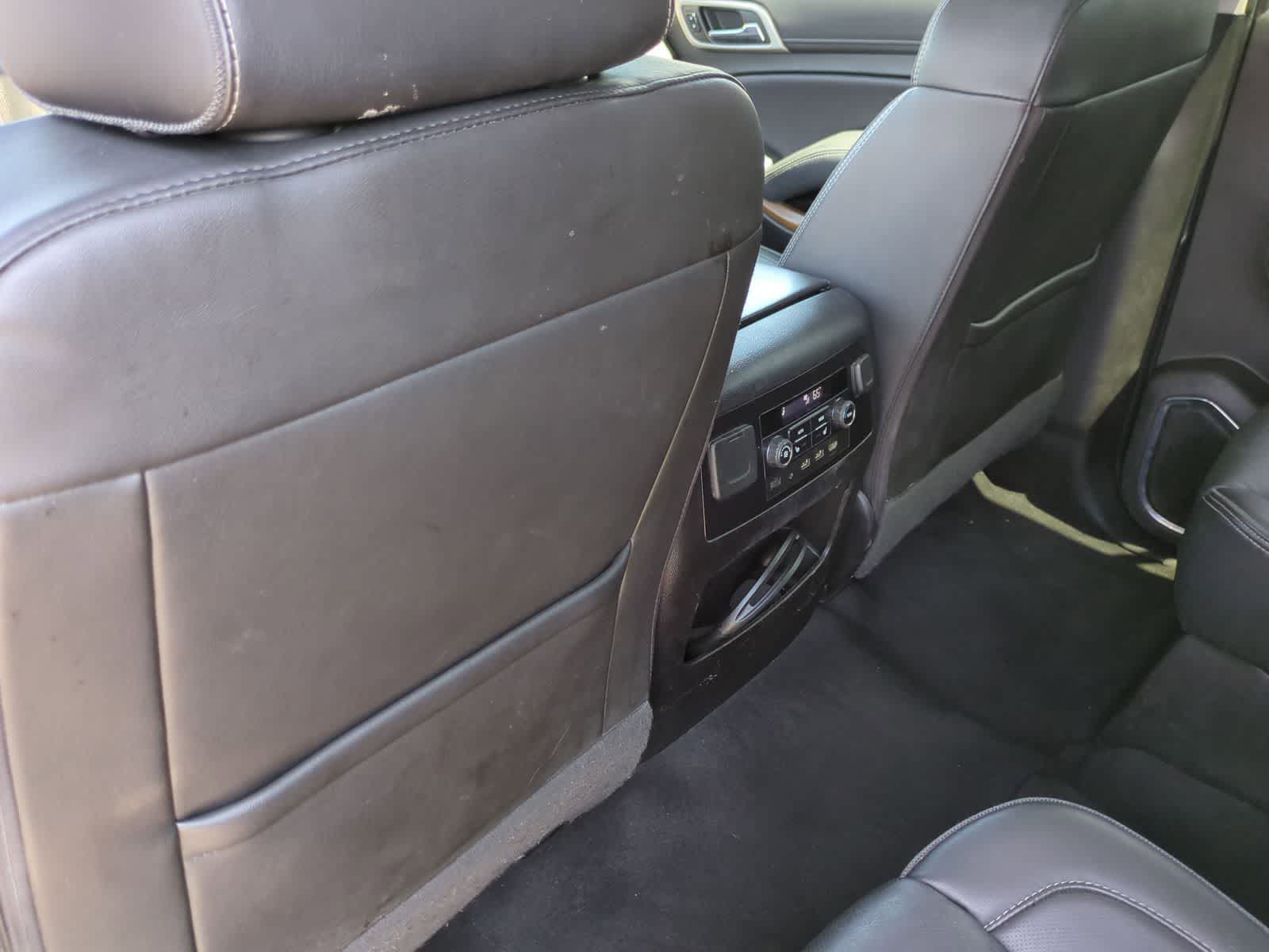 Thumbnail: 2019 GMC Yukon XL - 18