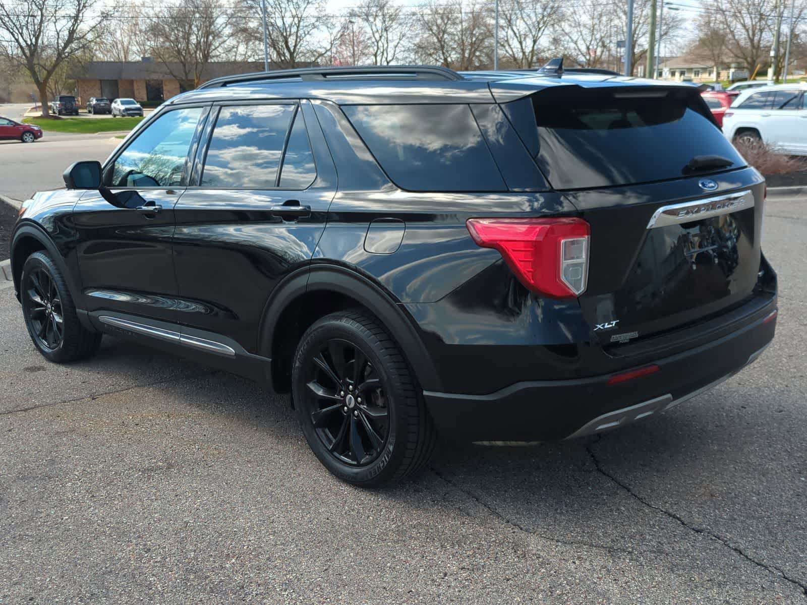 Thumbnail: 2020 Ford Explorer - 6