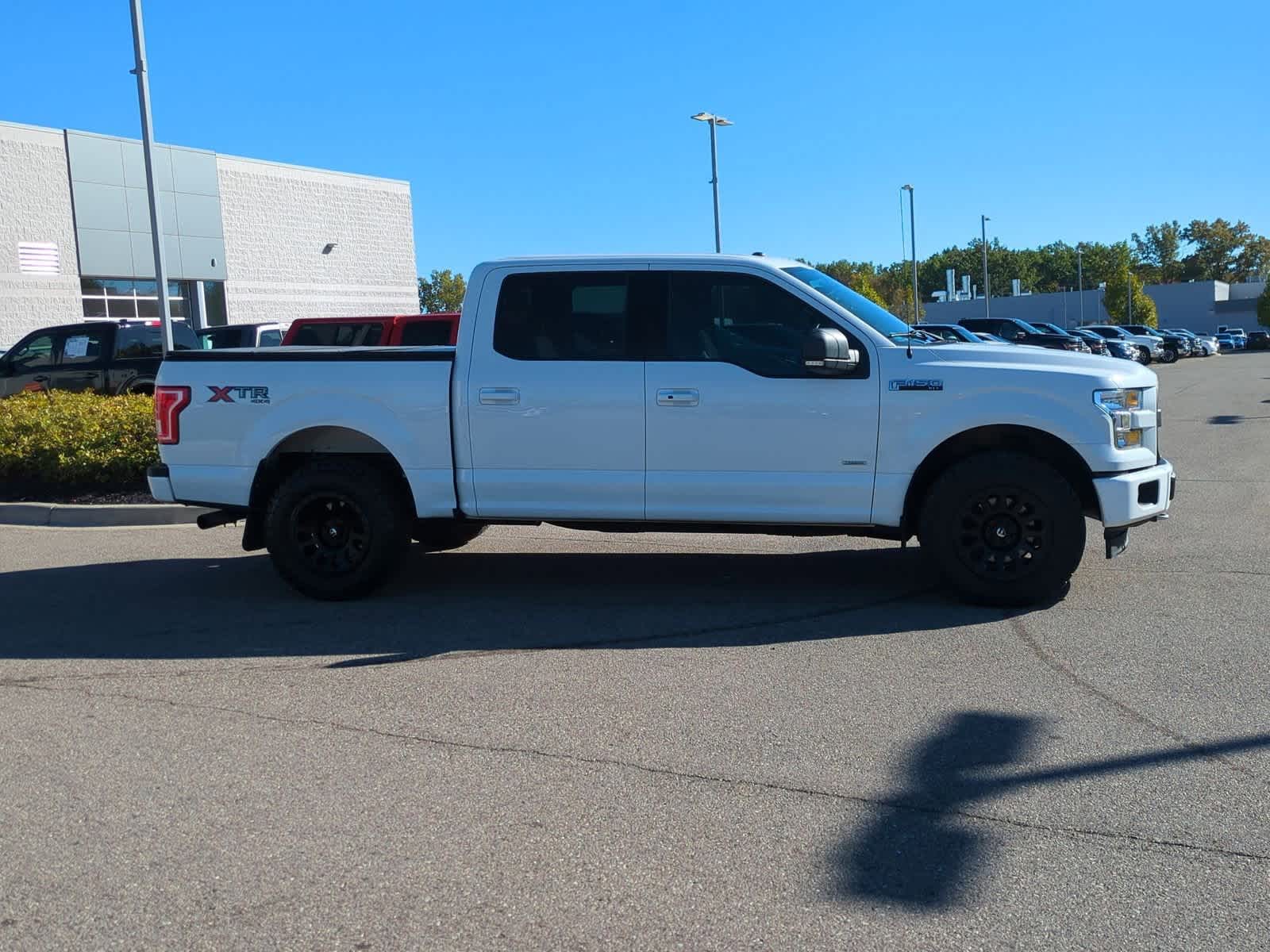 Thumbnail: 2017 Ford F-150 - 9
