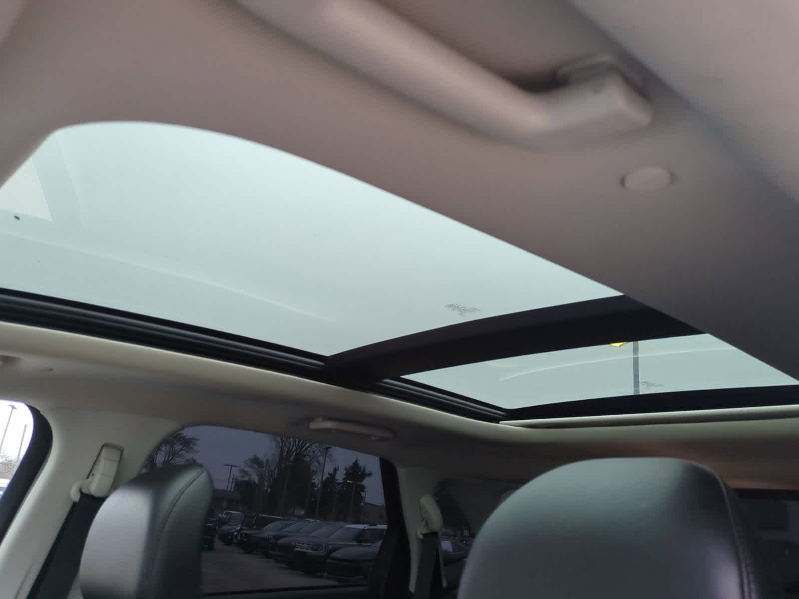 Thumbnail: 2018 Ford Edge - 19