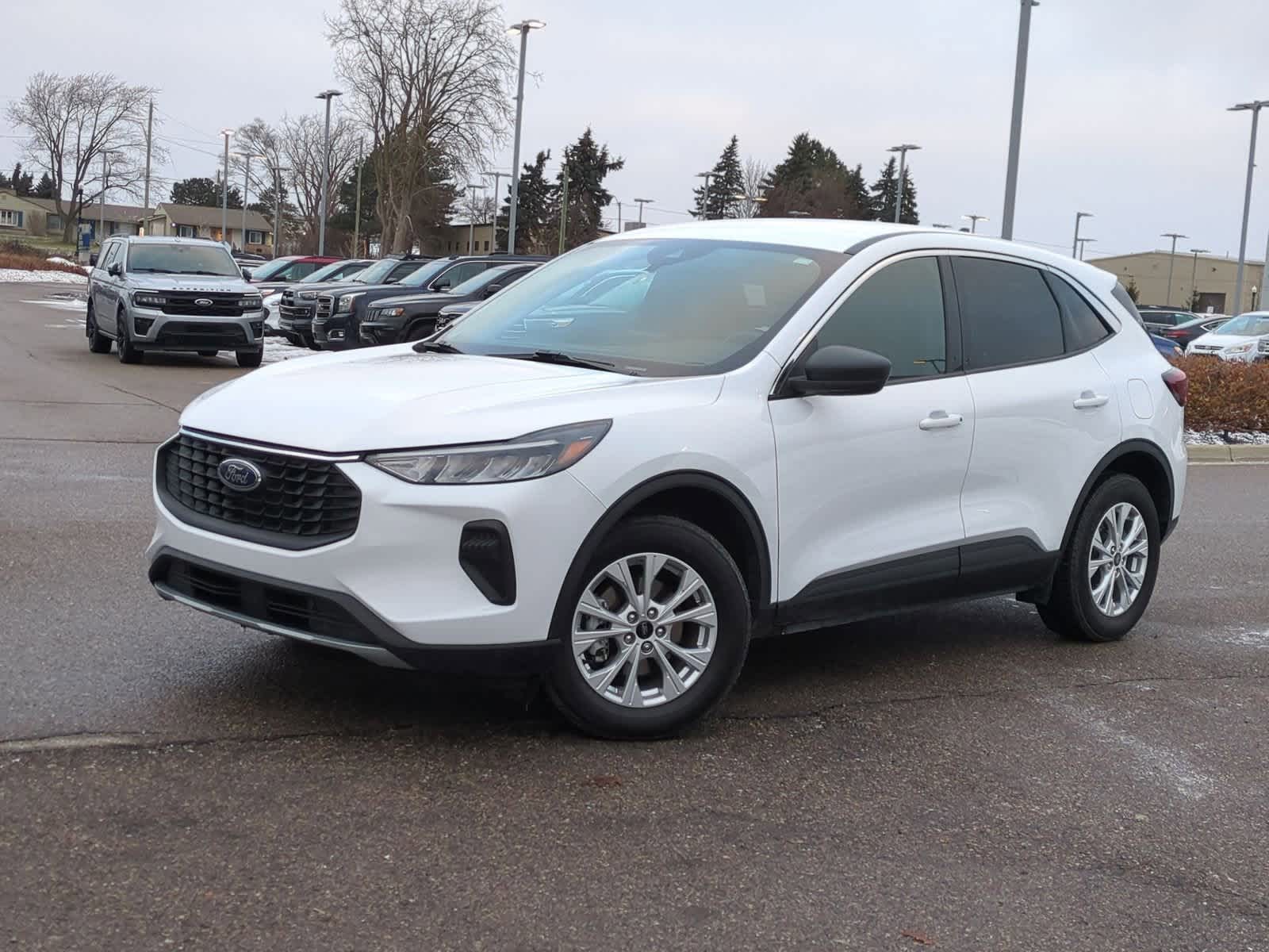 Thumbnail: 2023 Ford Escape - 1