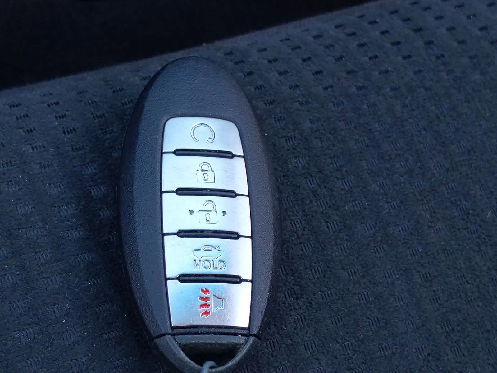 Thumbnail: 2015 Nissan Altima - 31