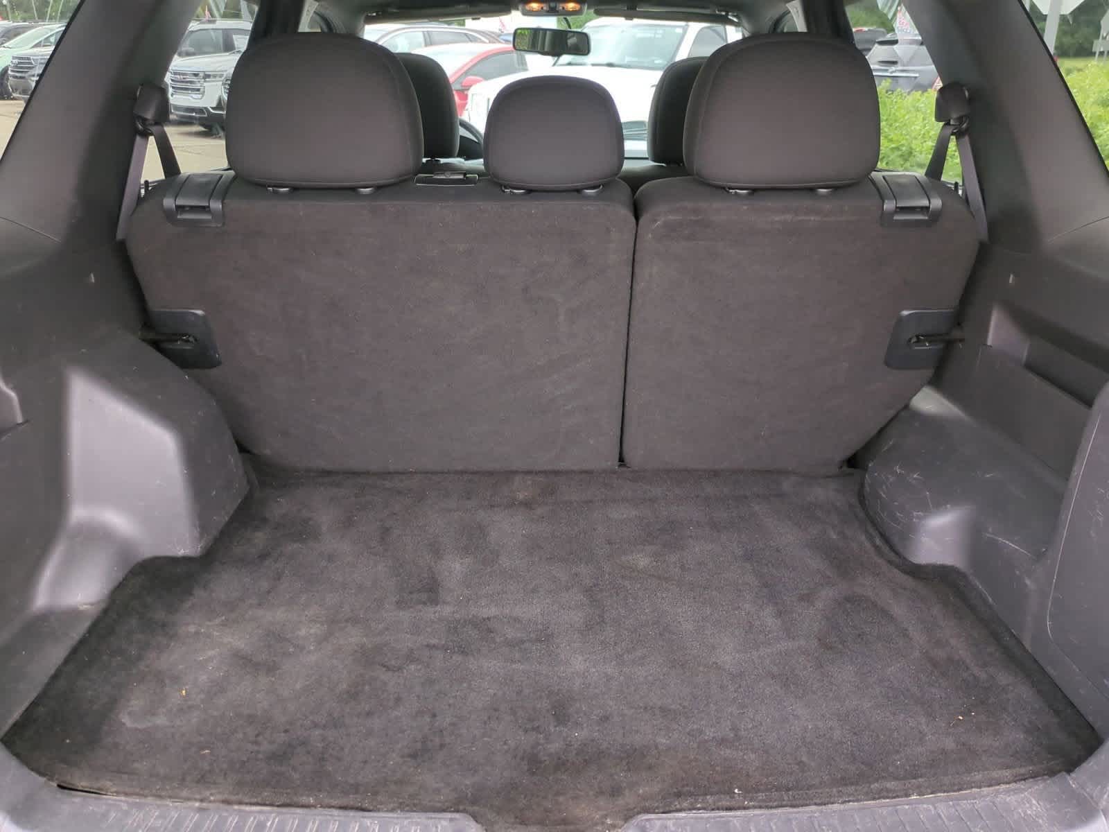 Thumbnail: 2010 Ford Escape - 33