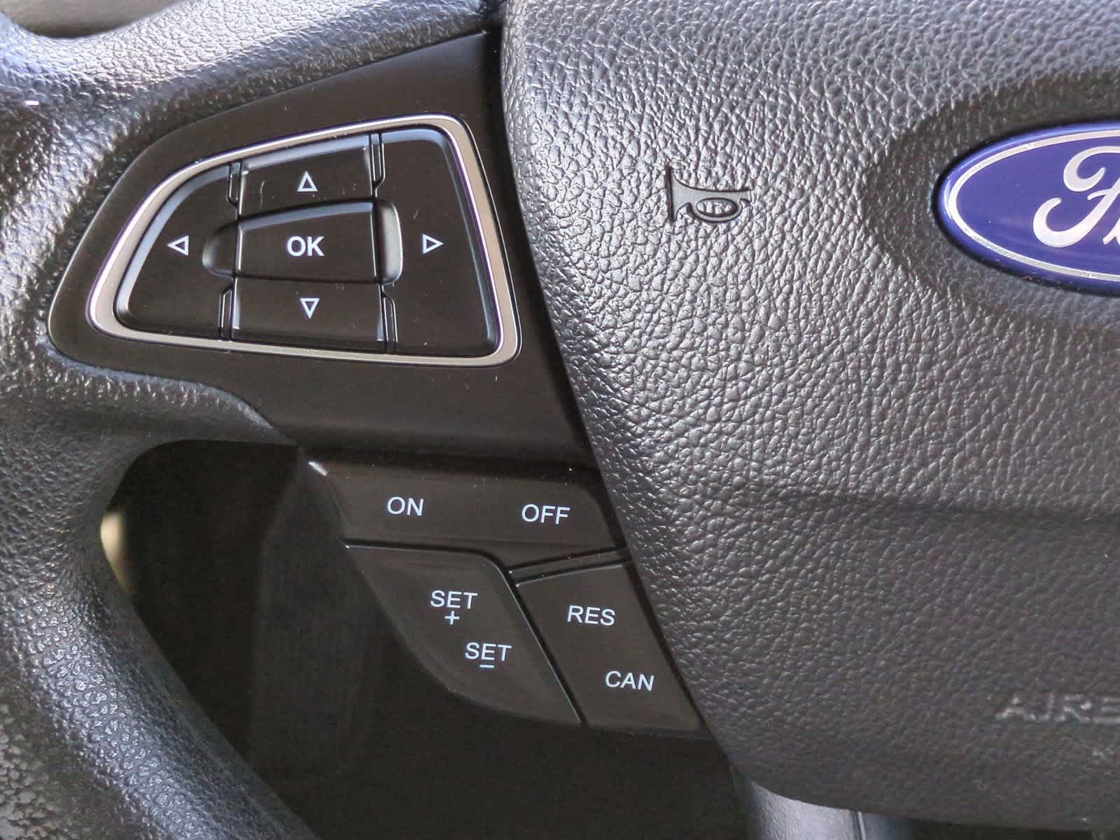 Thumbnail: 2017 Ford Escape - 23