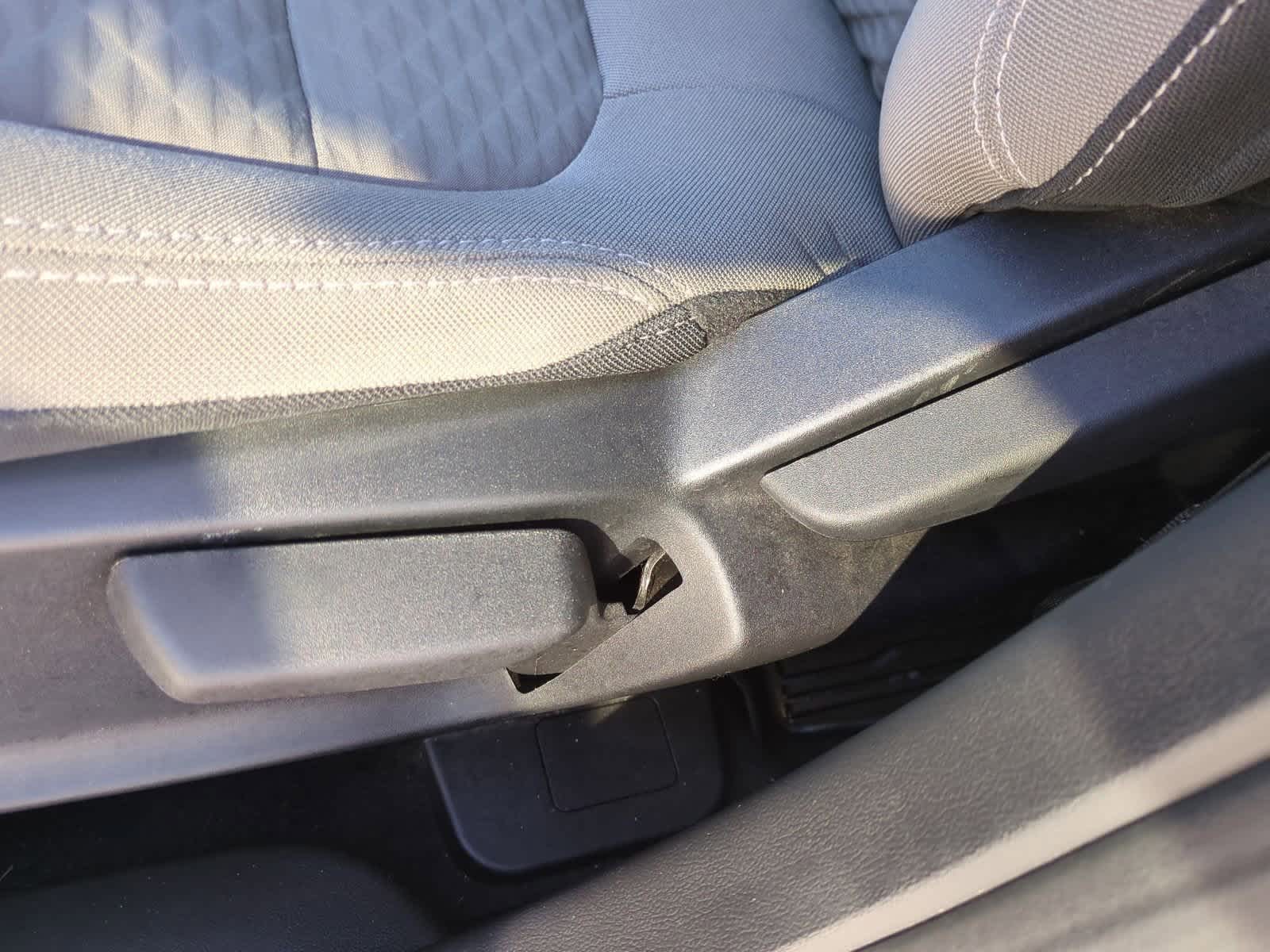 Thumbnail: 2022 Ford Escape - 17