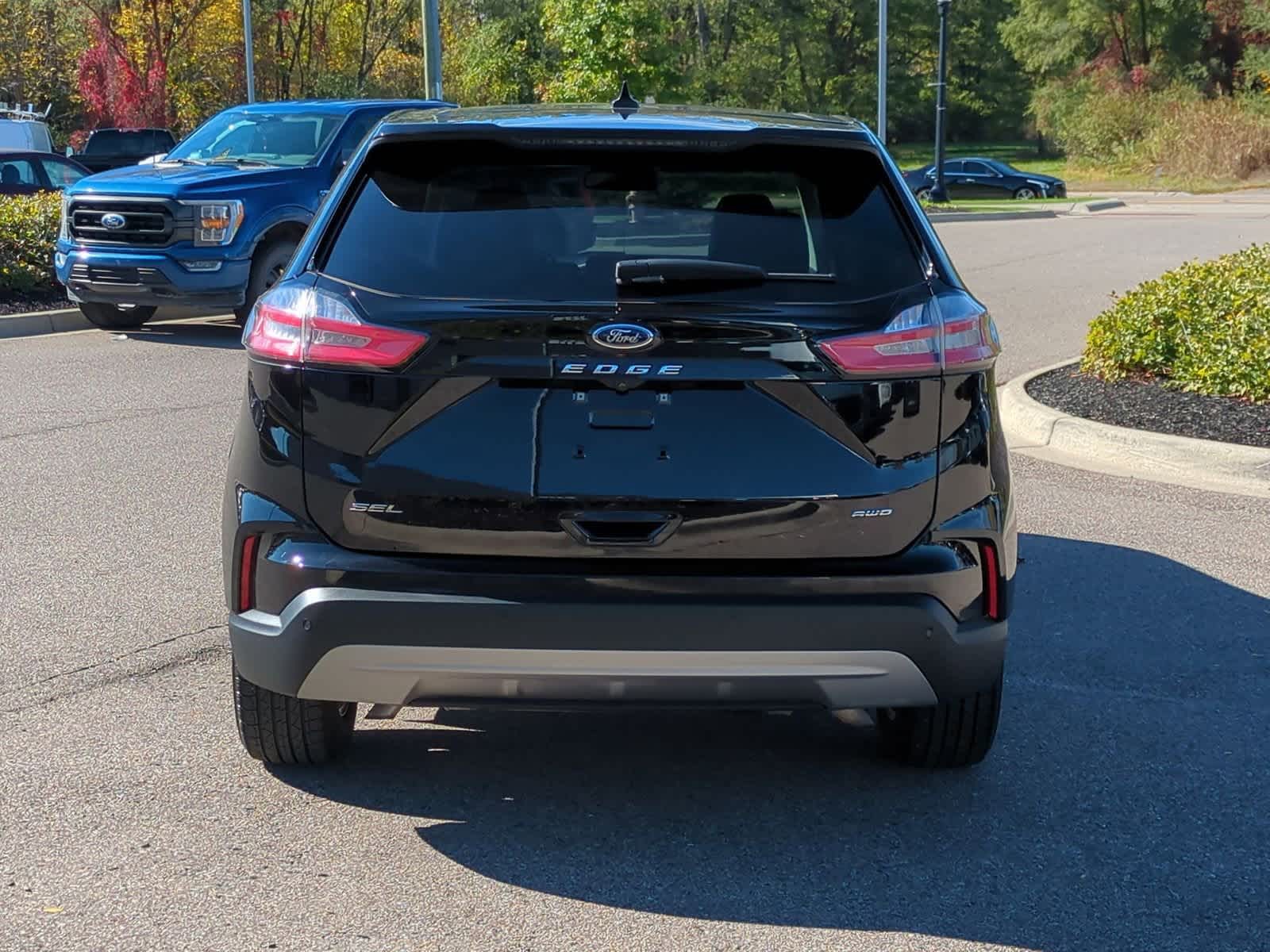 Thumbnail: 2024 Ford Edge - 7