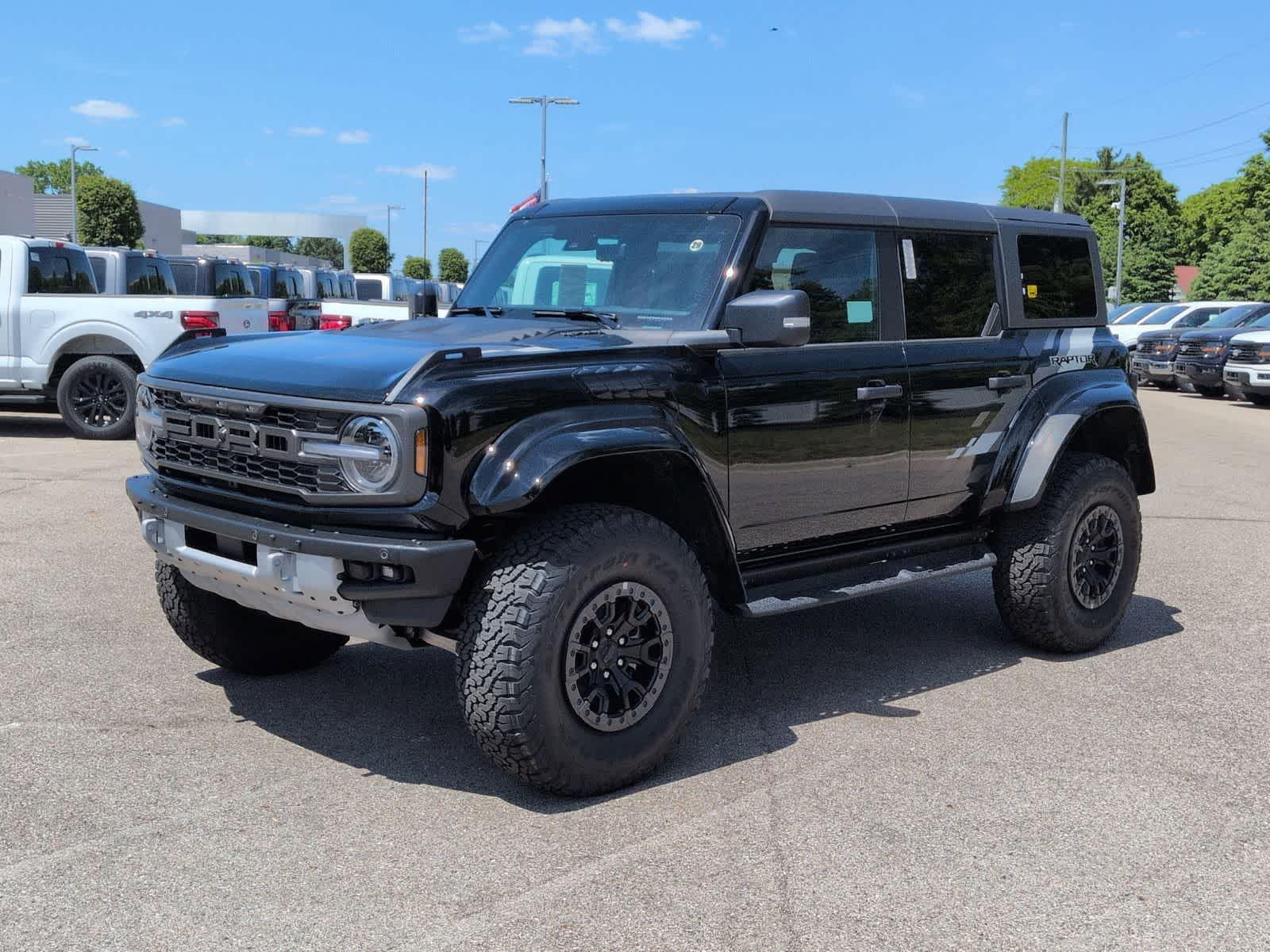 Thumbnail: 2025 Ford Bronco - 4