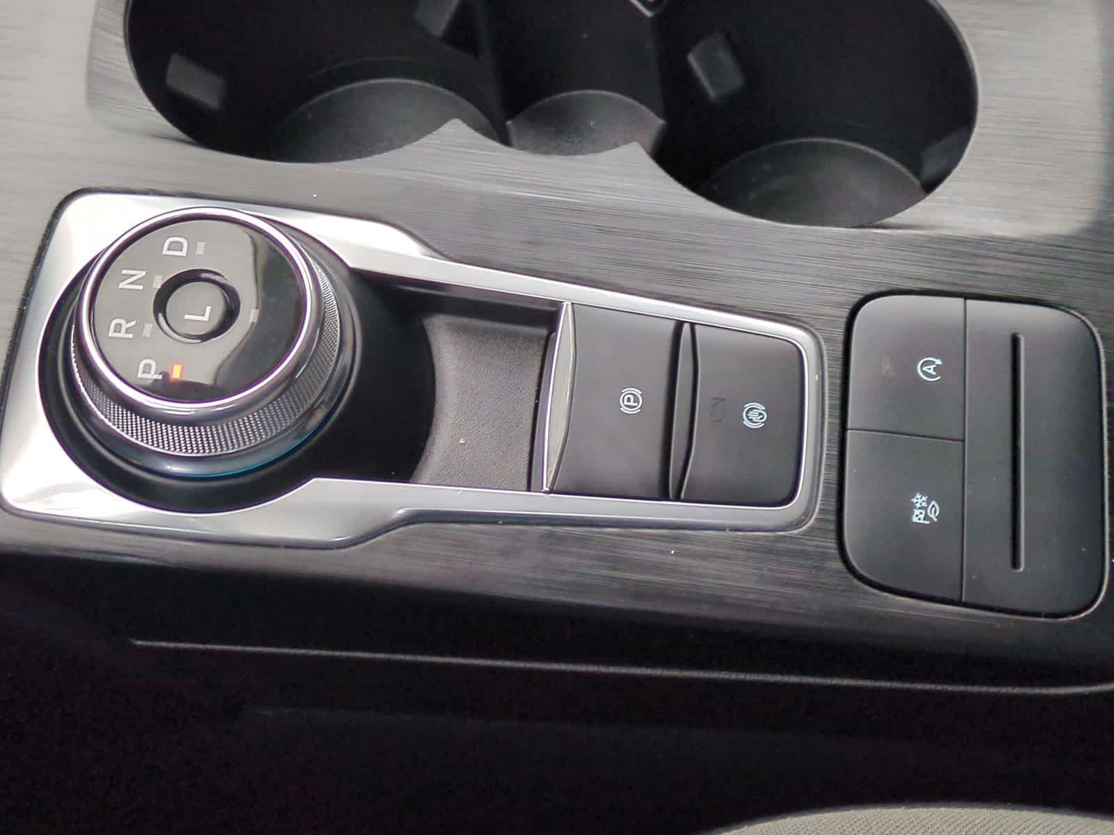 Thumbnail: 2022 Ford Escape - 31