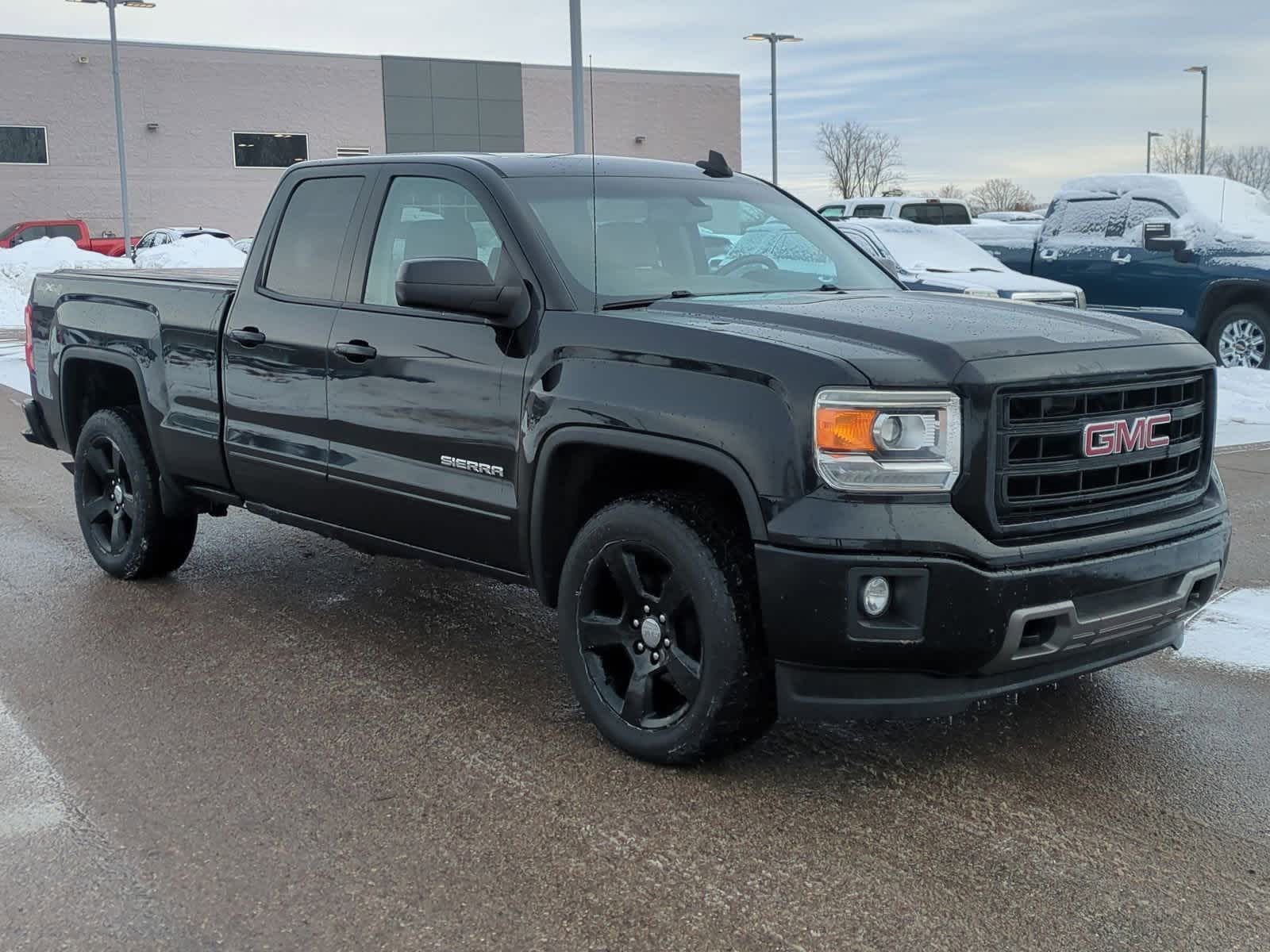 Thumbnail: 2015 GMC Sierra 1500 - 2