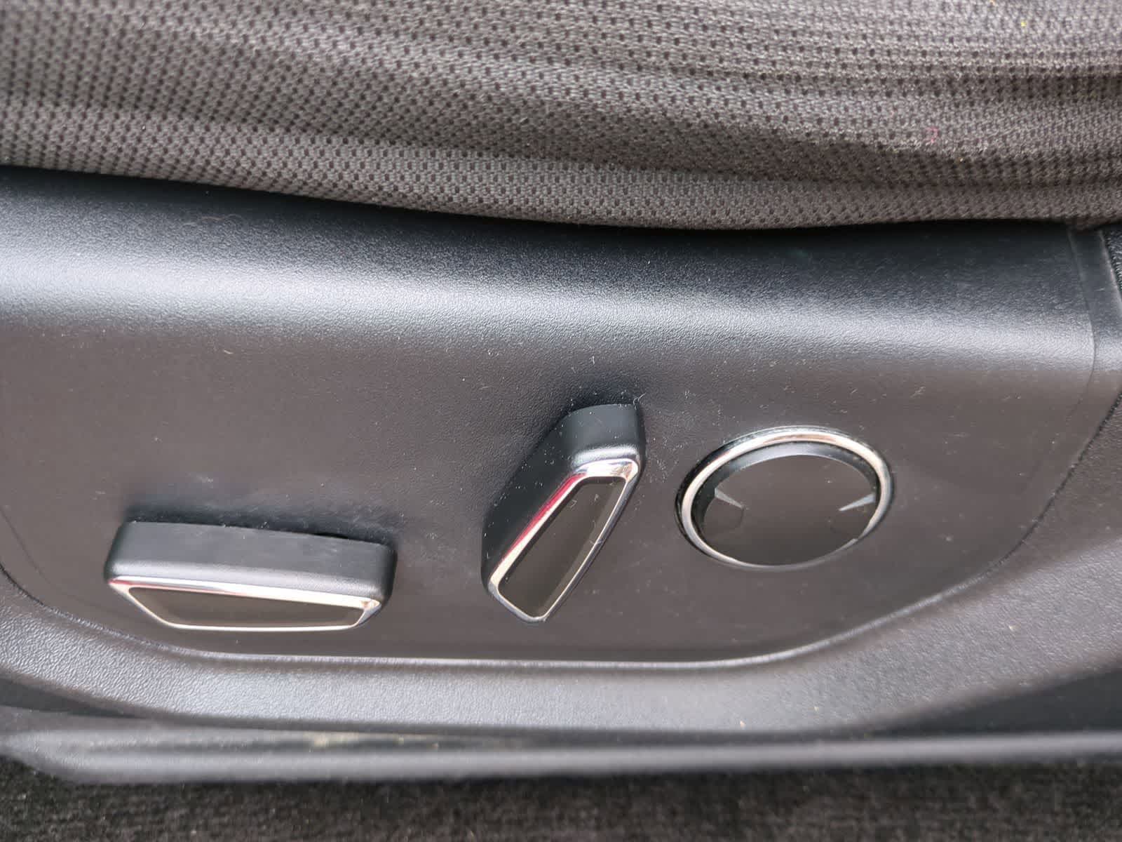 Thumbnail: 2015 Ford F-150 - 17