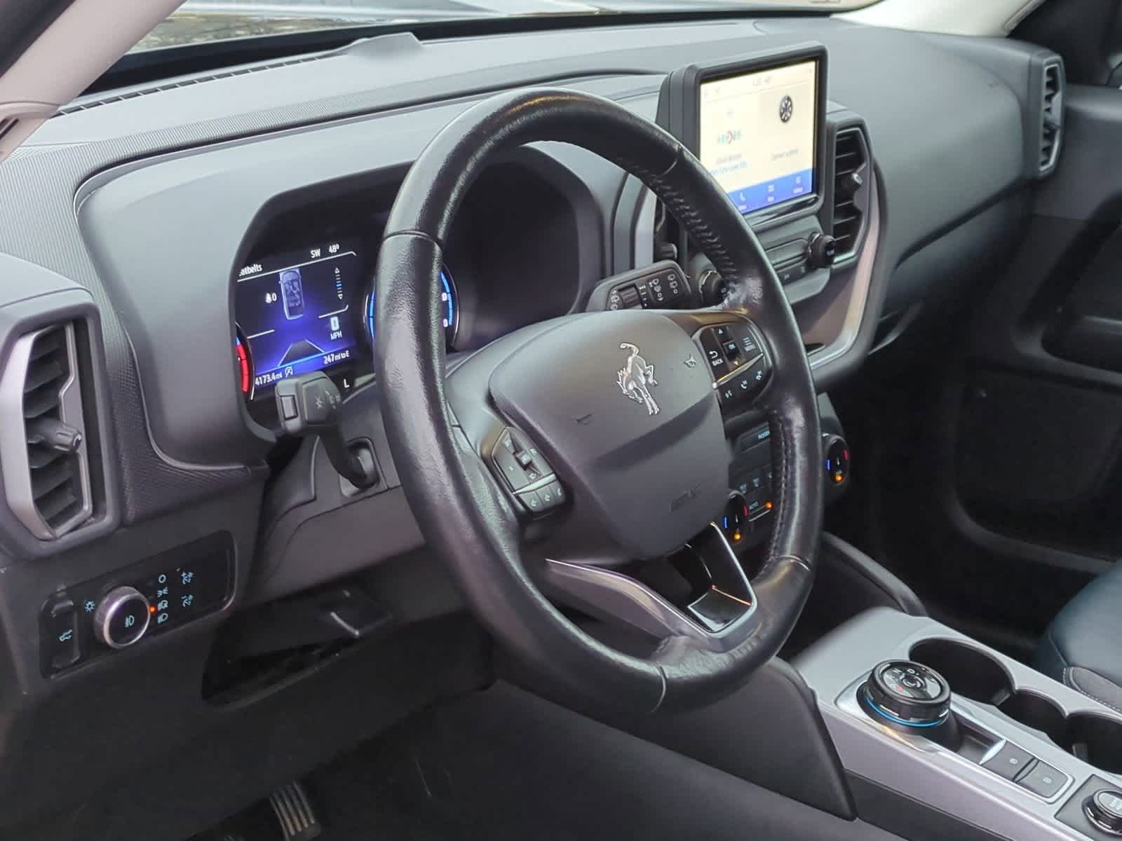 Thumbnail: 2023 Ford Bronco Sport - 10