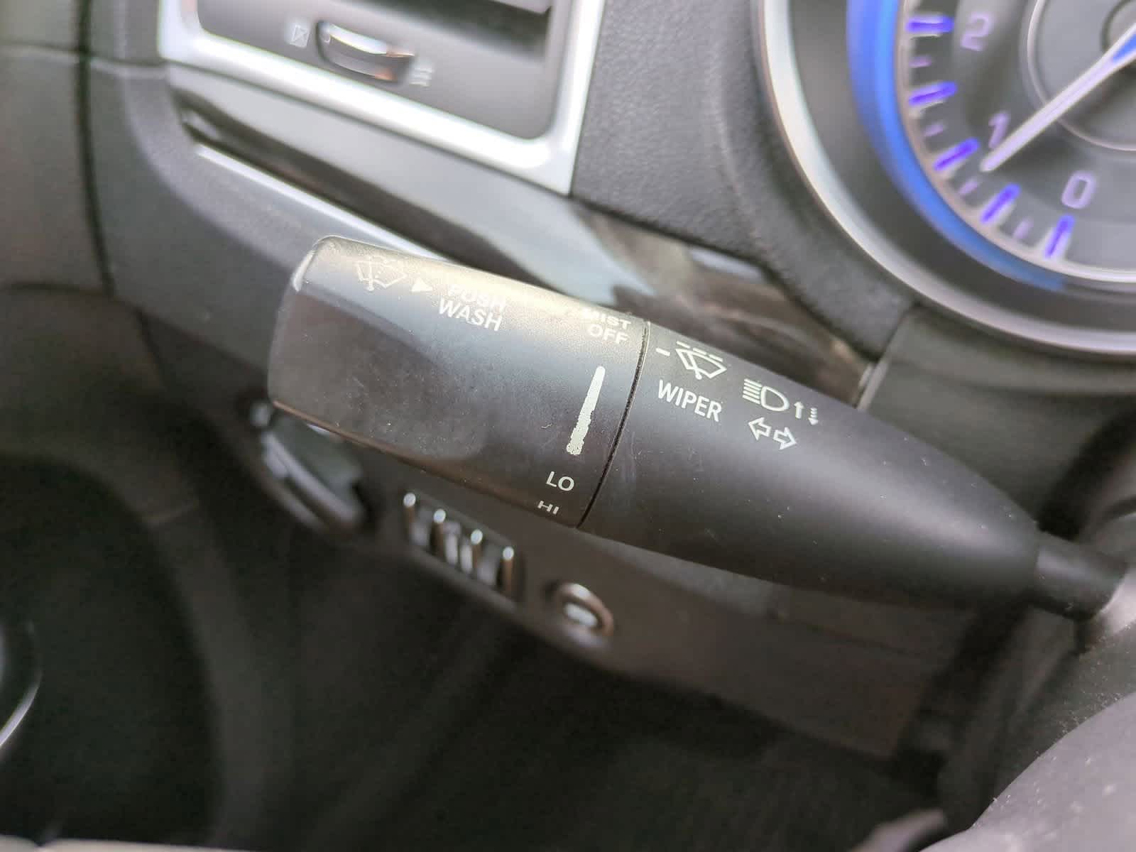 Thumbnail: 2015 Chrysler 300 - 25