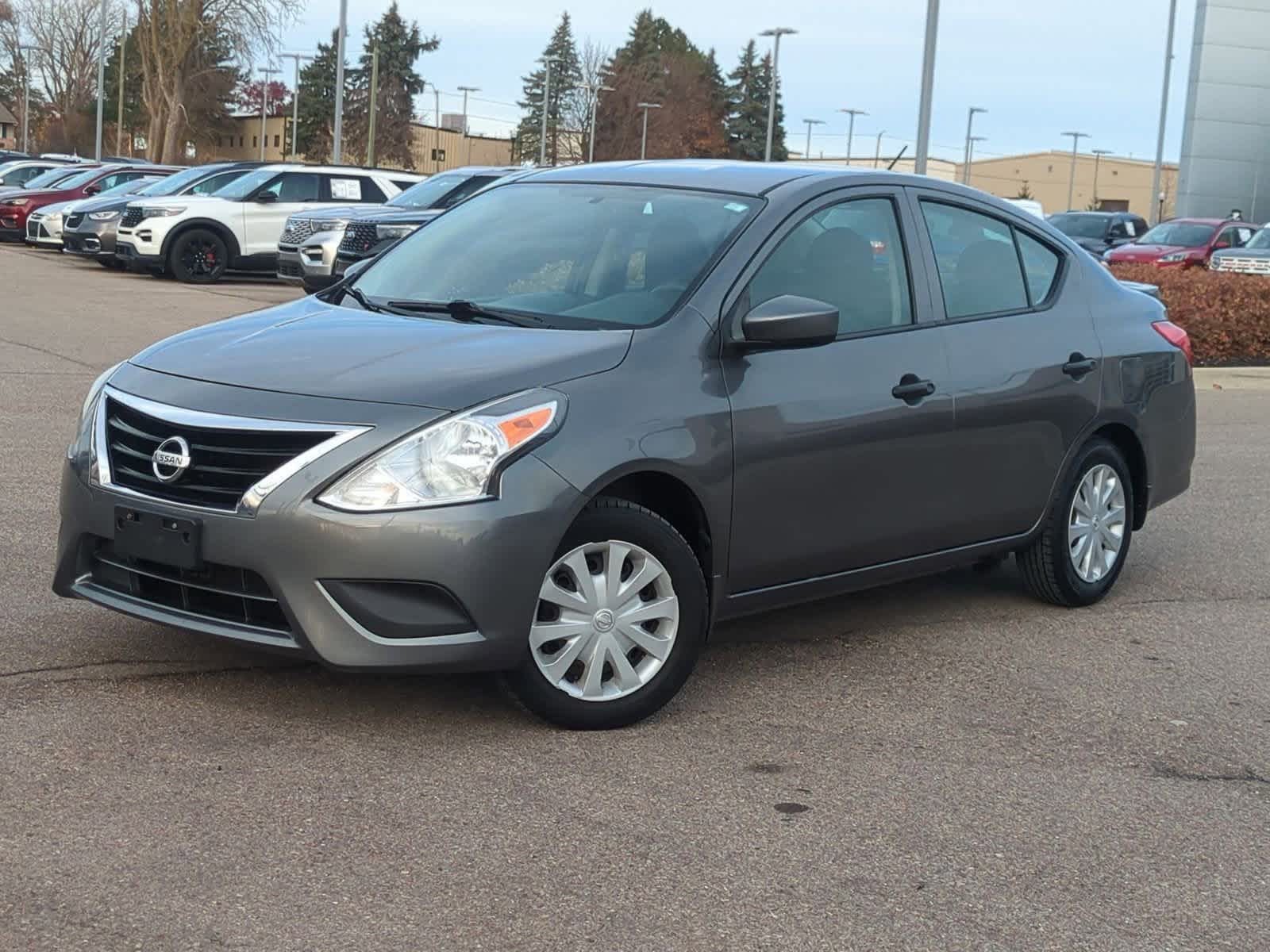2017 Nissan Versa S Plus -
                  Waterford, MI