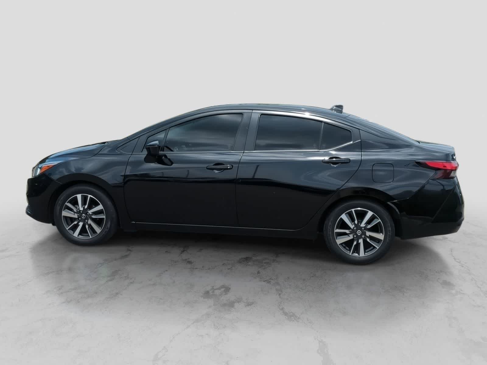 Thumbnail: 2021 Nissan Versa - 3