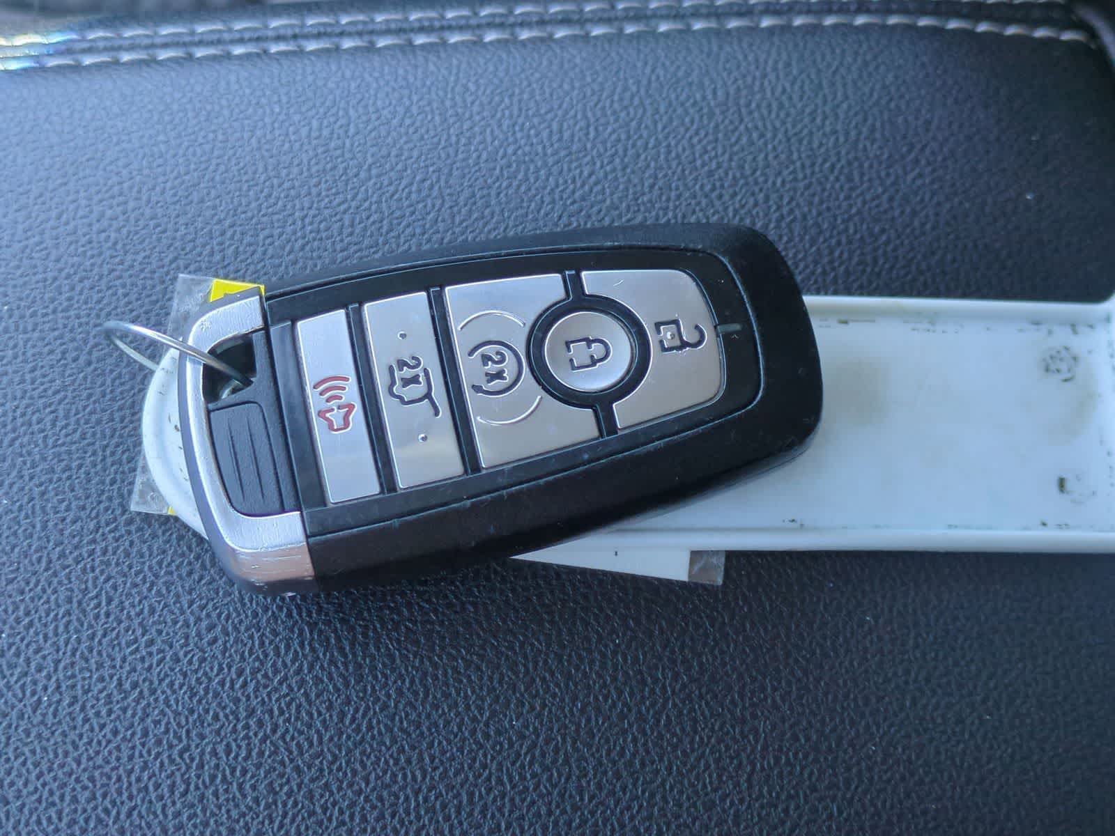 Thumbnail: 2022 Ford Escape - 34