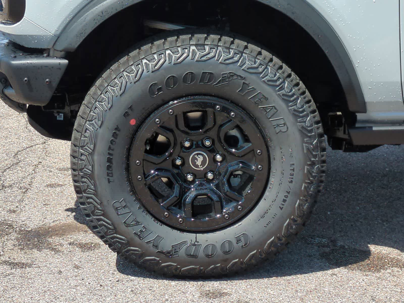 Thumbnail: 2026 Ford Bronco - 14