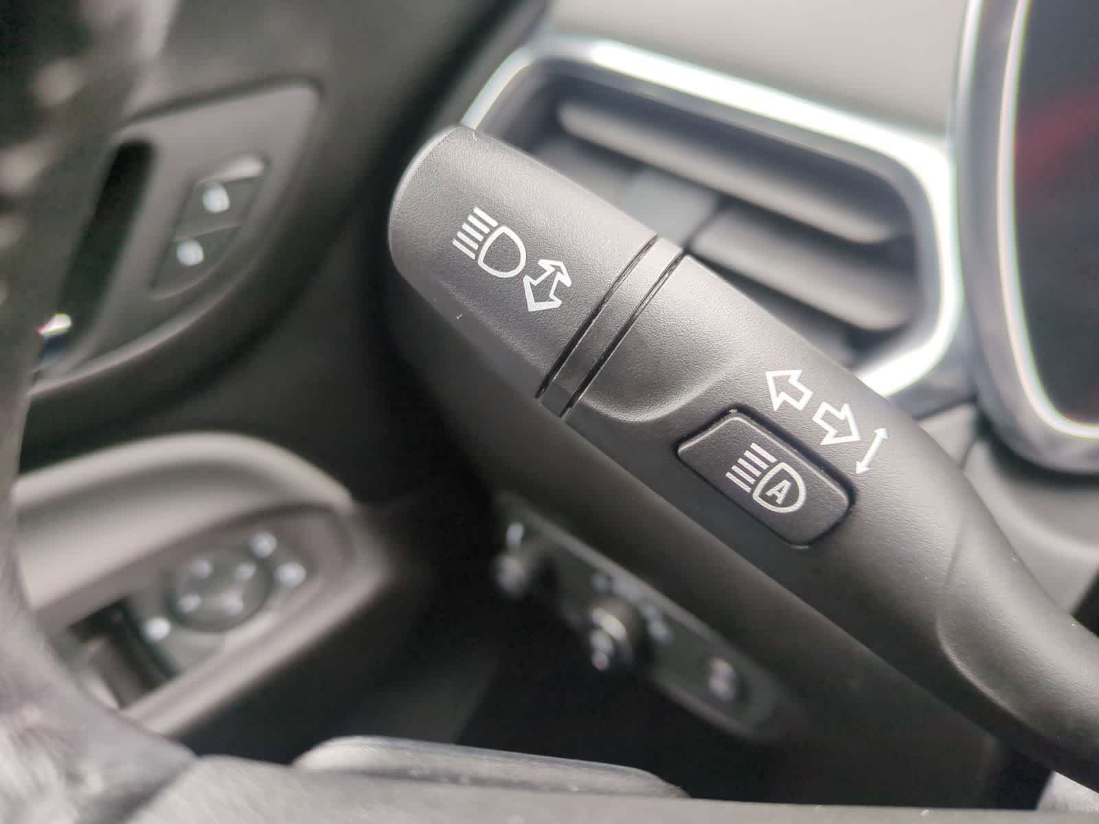 Thumbnail: 2020 Chevrolet Equinox - 26