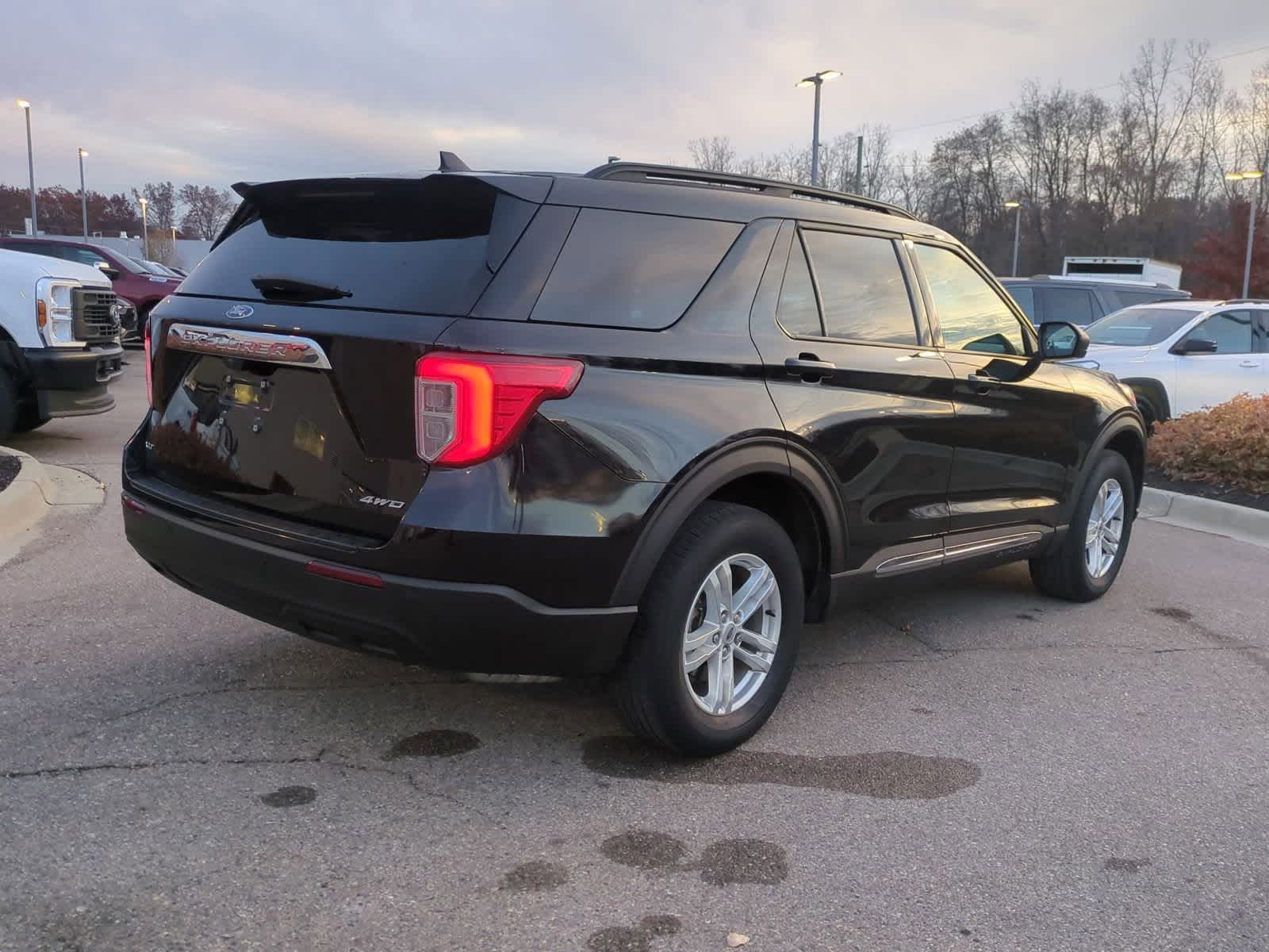 Thumbnail: 2023 Ford Explorer - 8