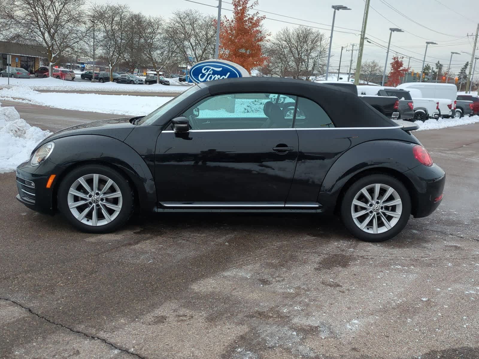 Thumbnail: 2017 Volkswagen Beetle - 5