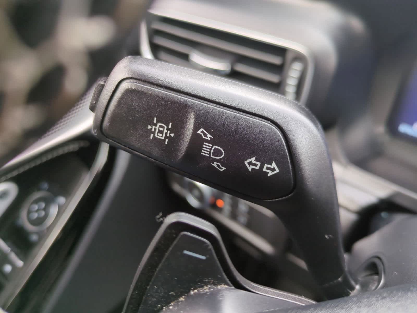 Thumbnail: 2022 Ford Explorer - 30