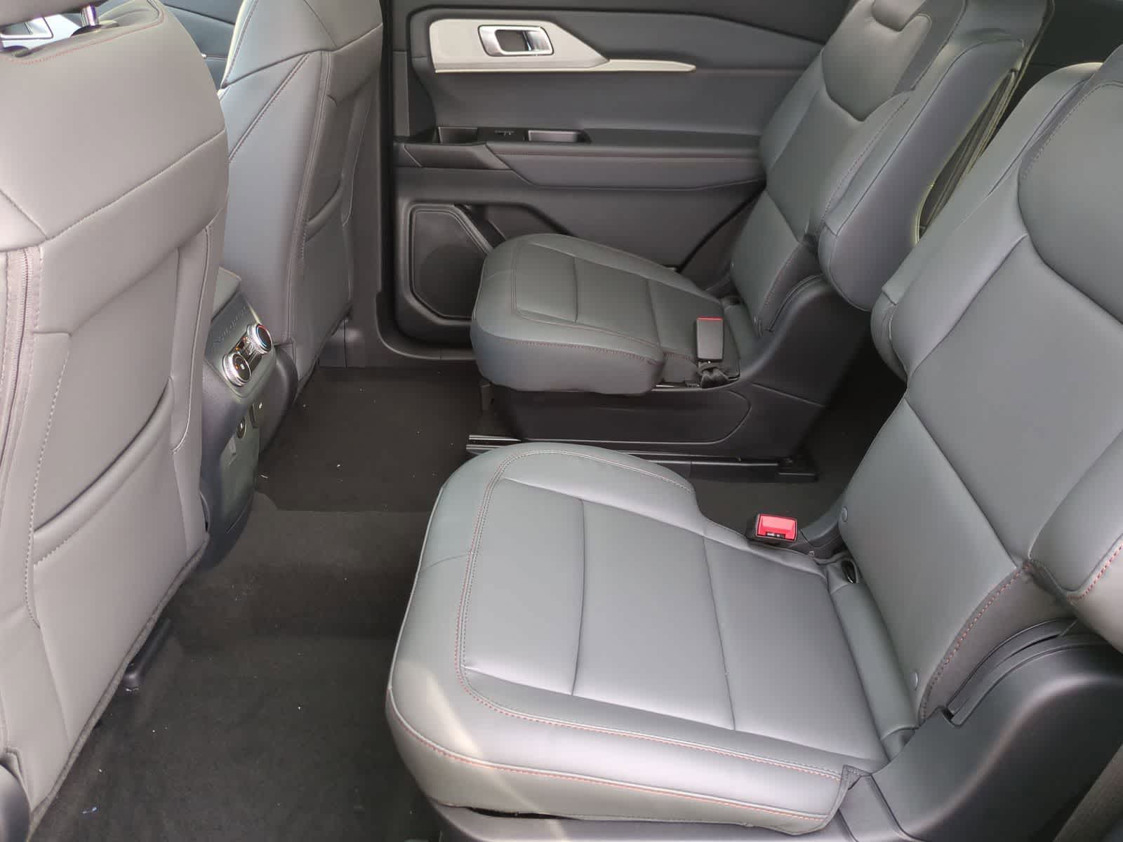 Thumbnail: 2026 Ford Explorer - 20