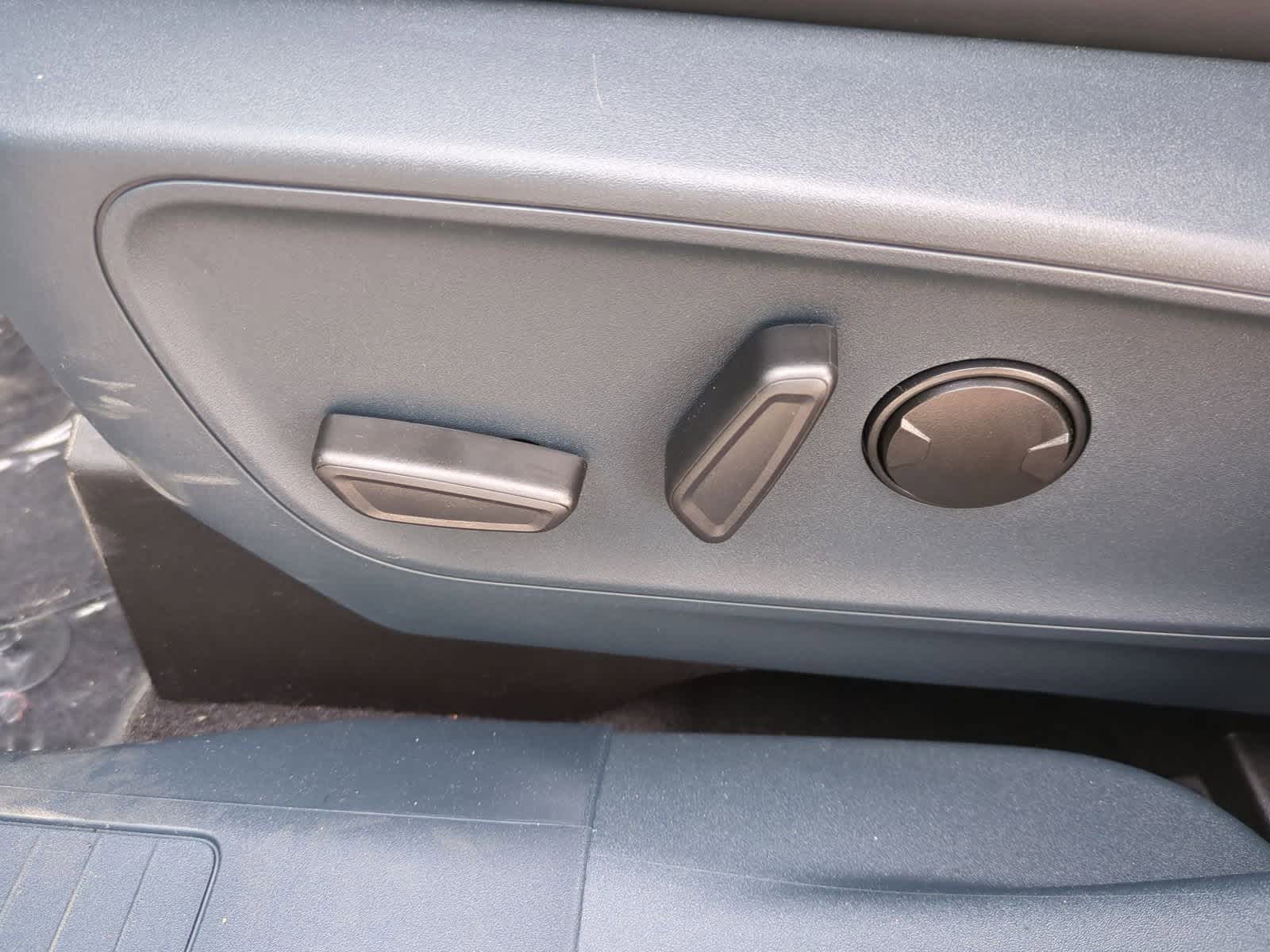 Thumbnail: 2025 Ford Maverick - 18