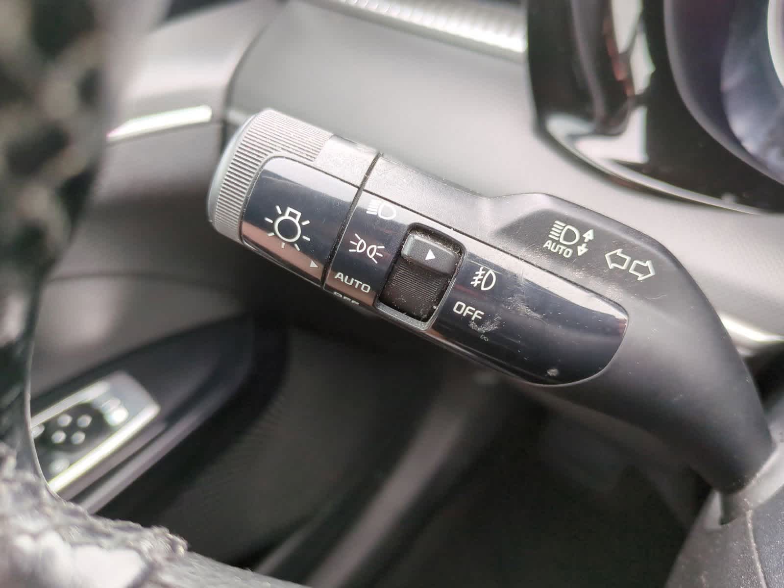 2022 Kia K5 GT-Line 28