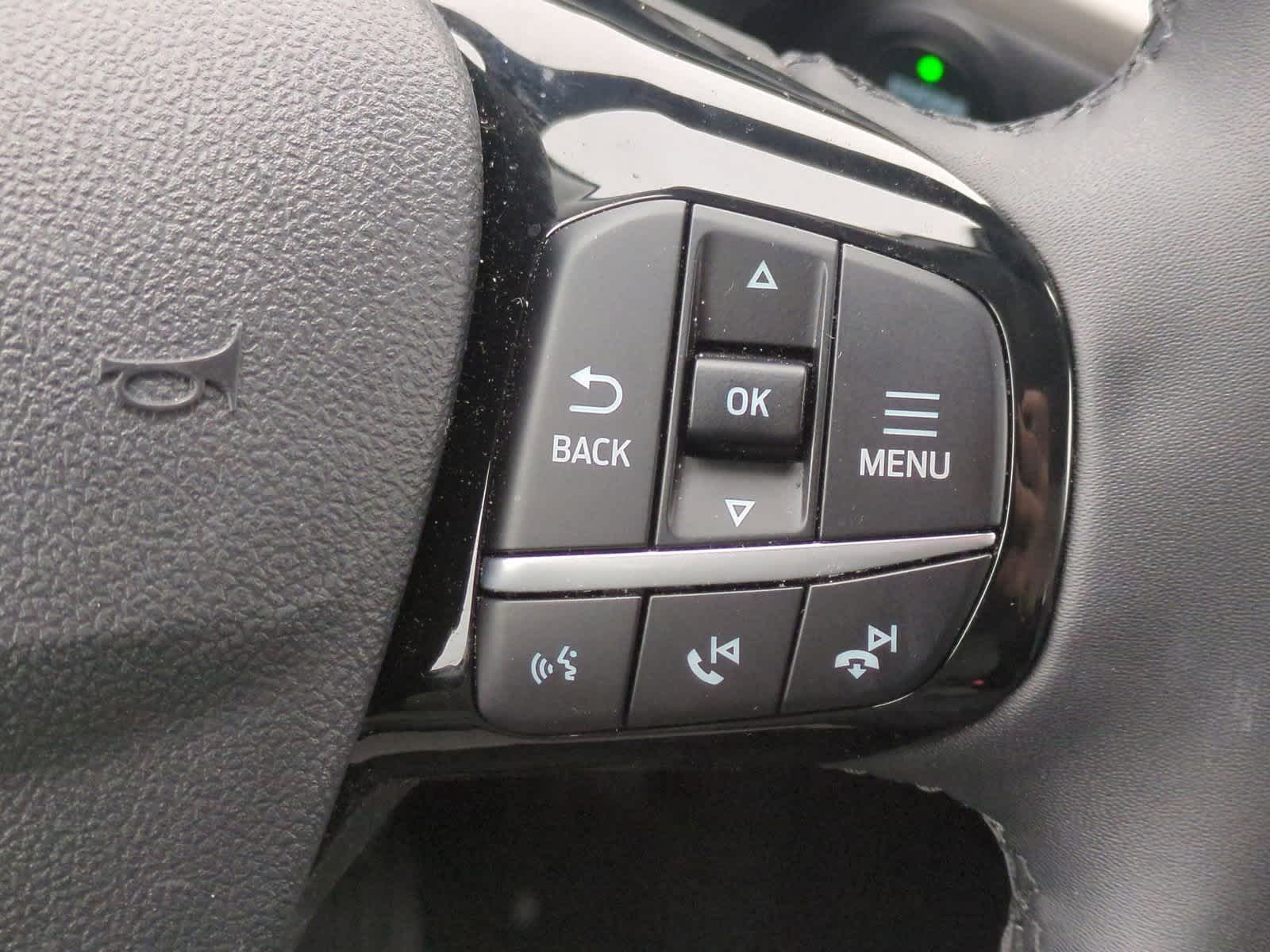 Thumbnail: 2022 Ford Escape - 24