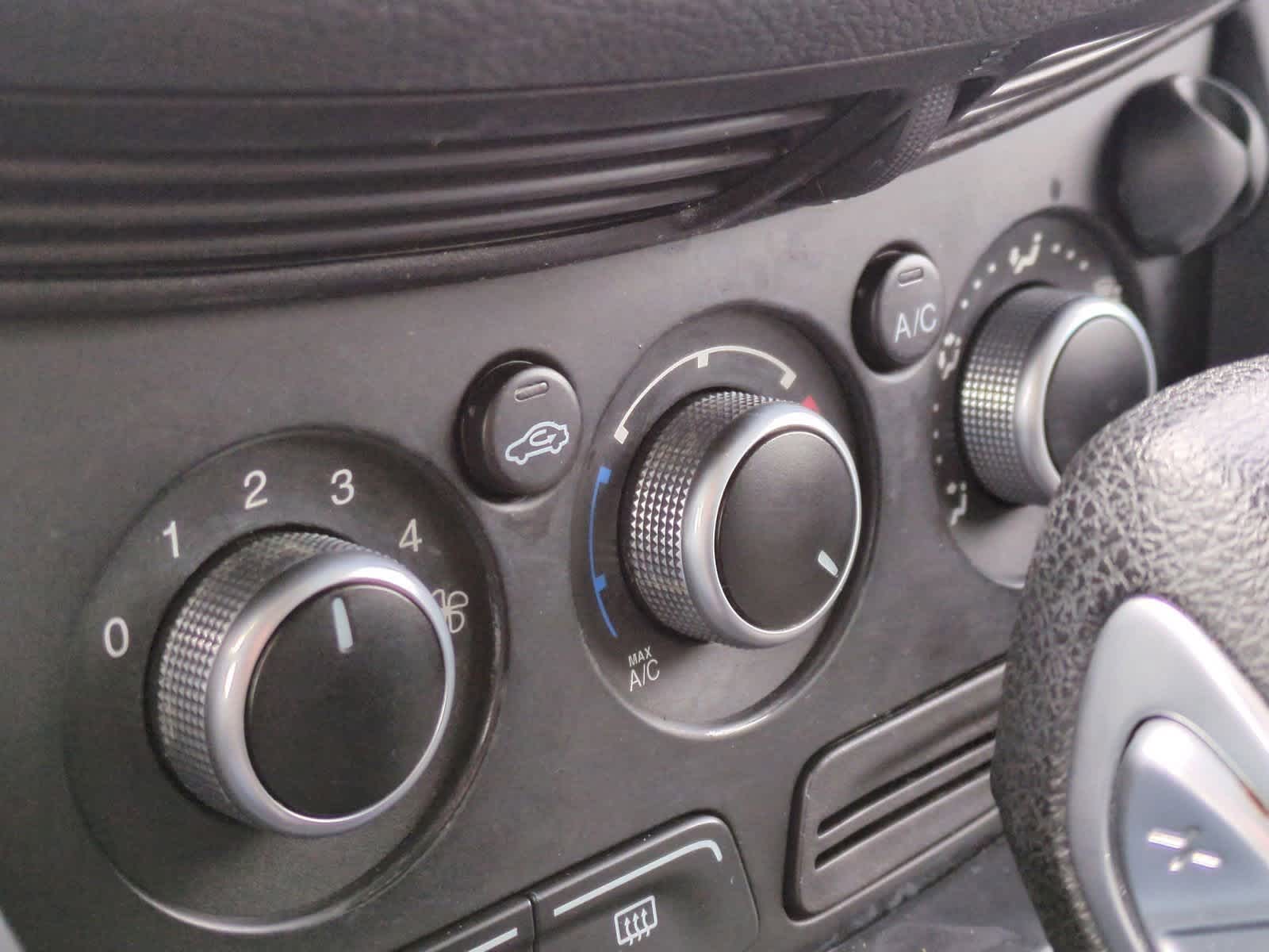 Thumbnail: 2014 Ford Escape - 29