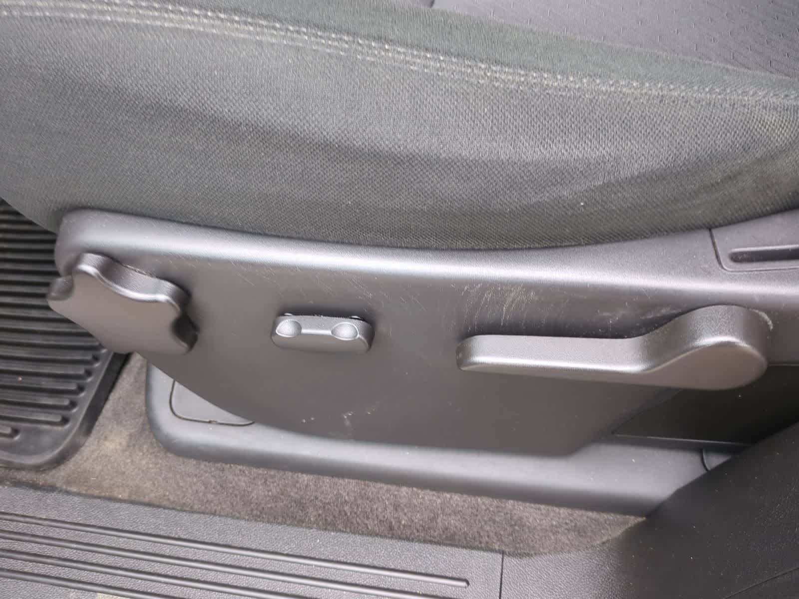 Thumbnail: 2013 GMC Sierra 1500 - 17