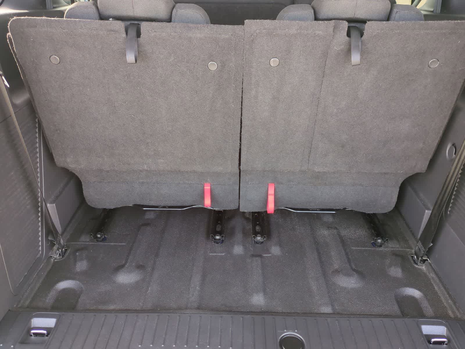 Thumbnail: 2018 Ford Transit Series - 33