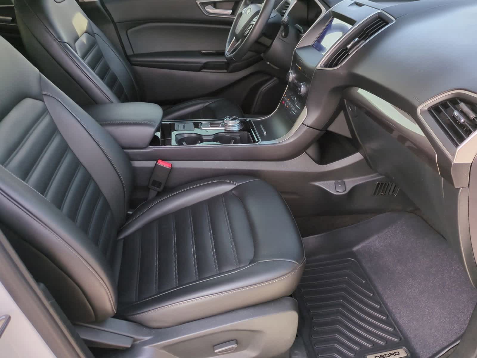 Thumbnail: 2020 Ford Edge - 19