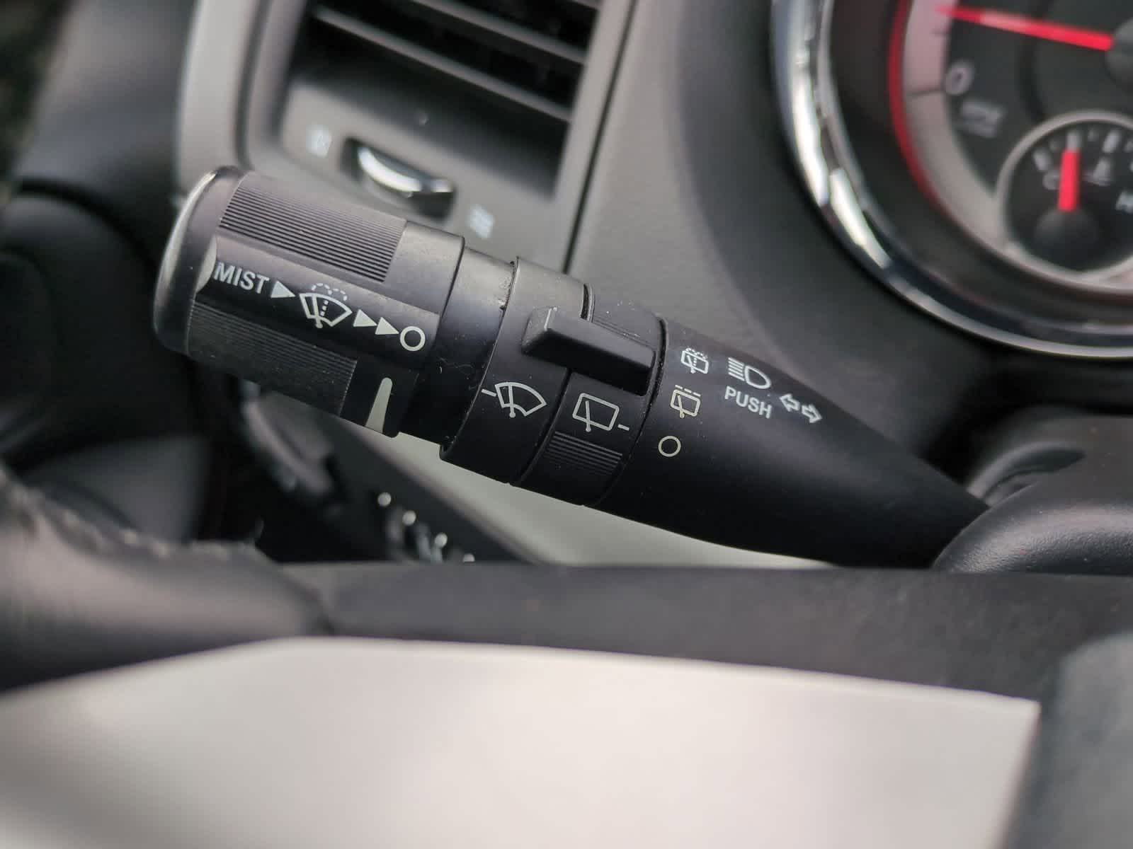 Thumbnail: 2017 Dodge Grand Caravan - 27