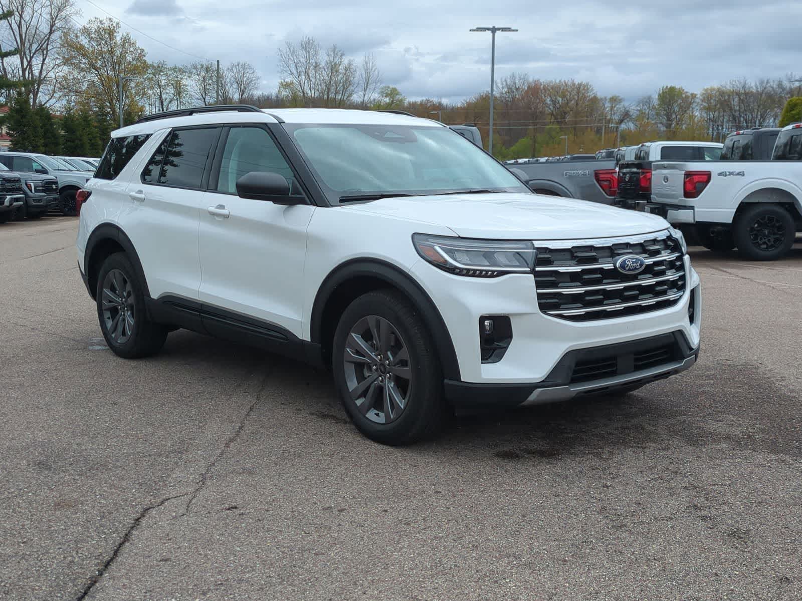 Thumbnail: 2026 Ford Explorer - 2