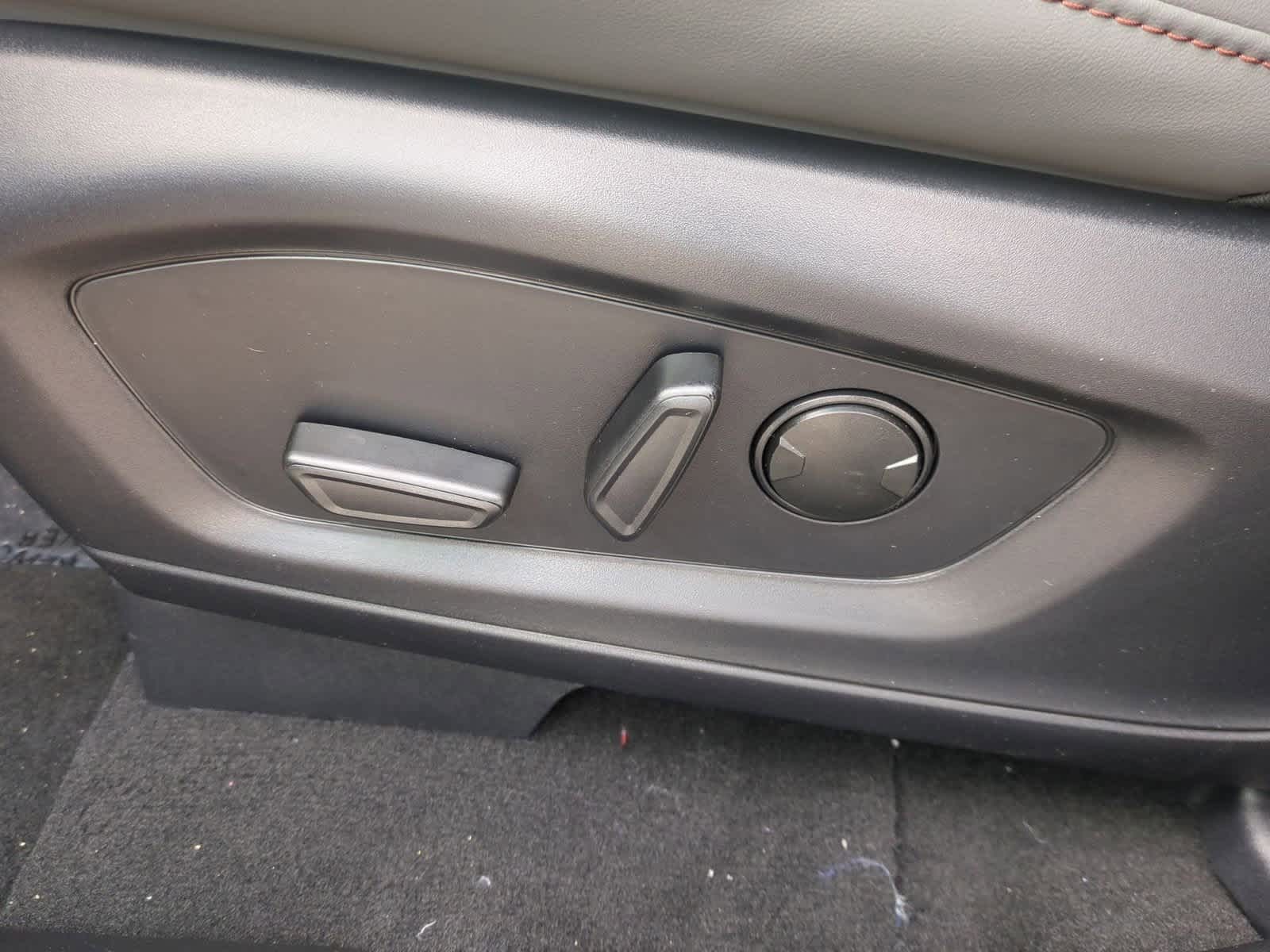 Thumbnail: 2026 Ford Explorer - 17