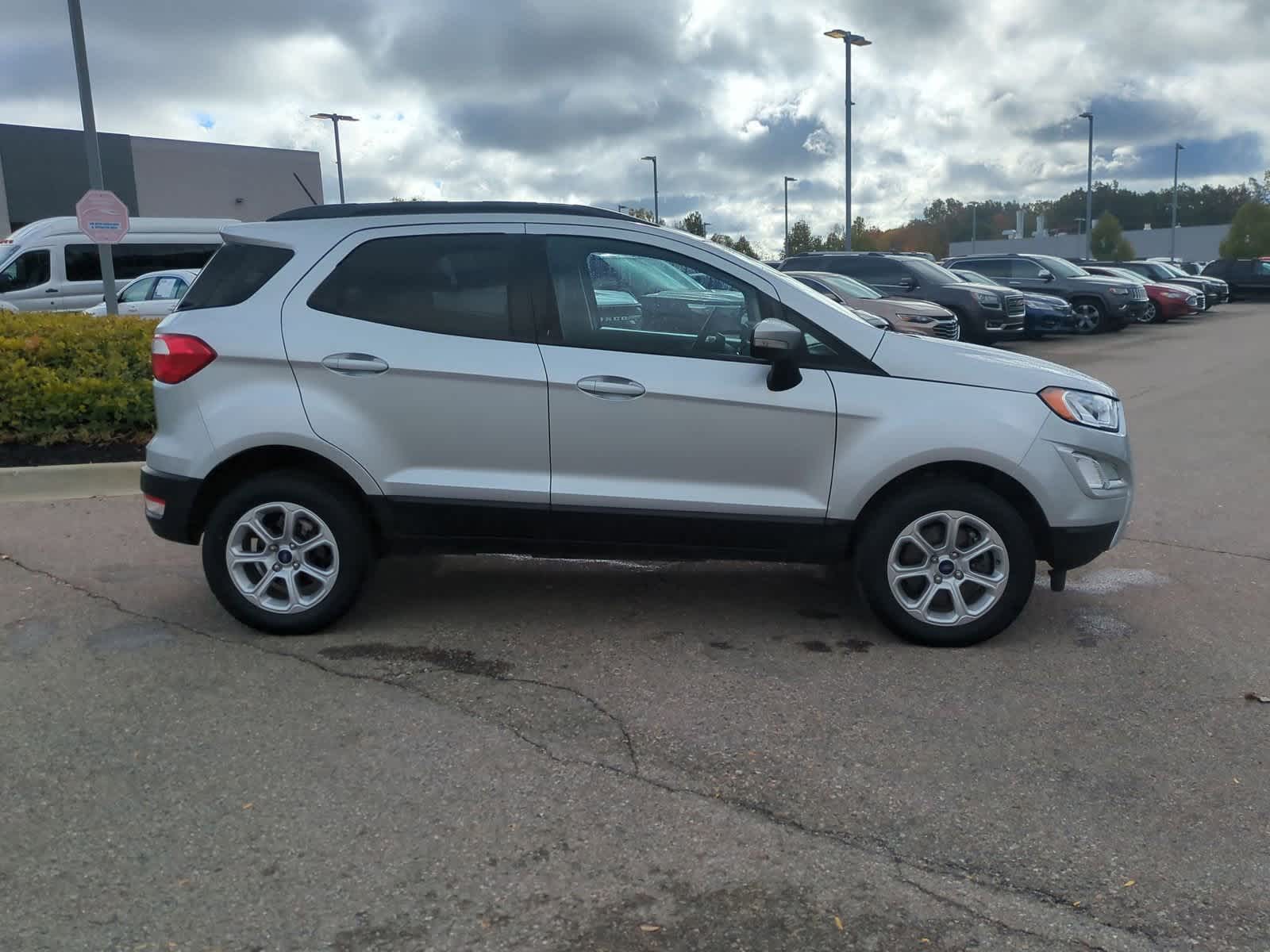 Thumbnail: 2022 Ford EcoSport - 9