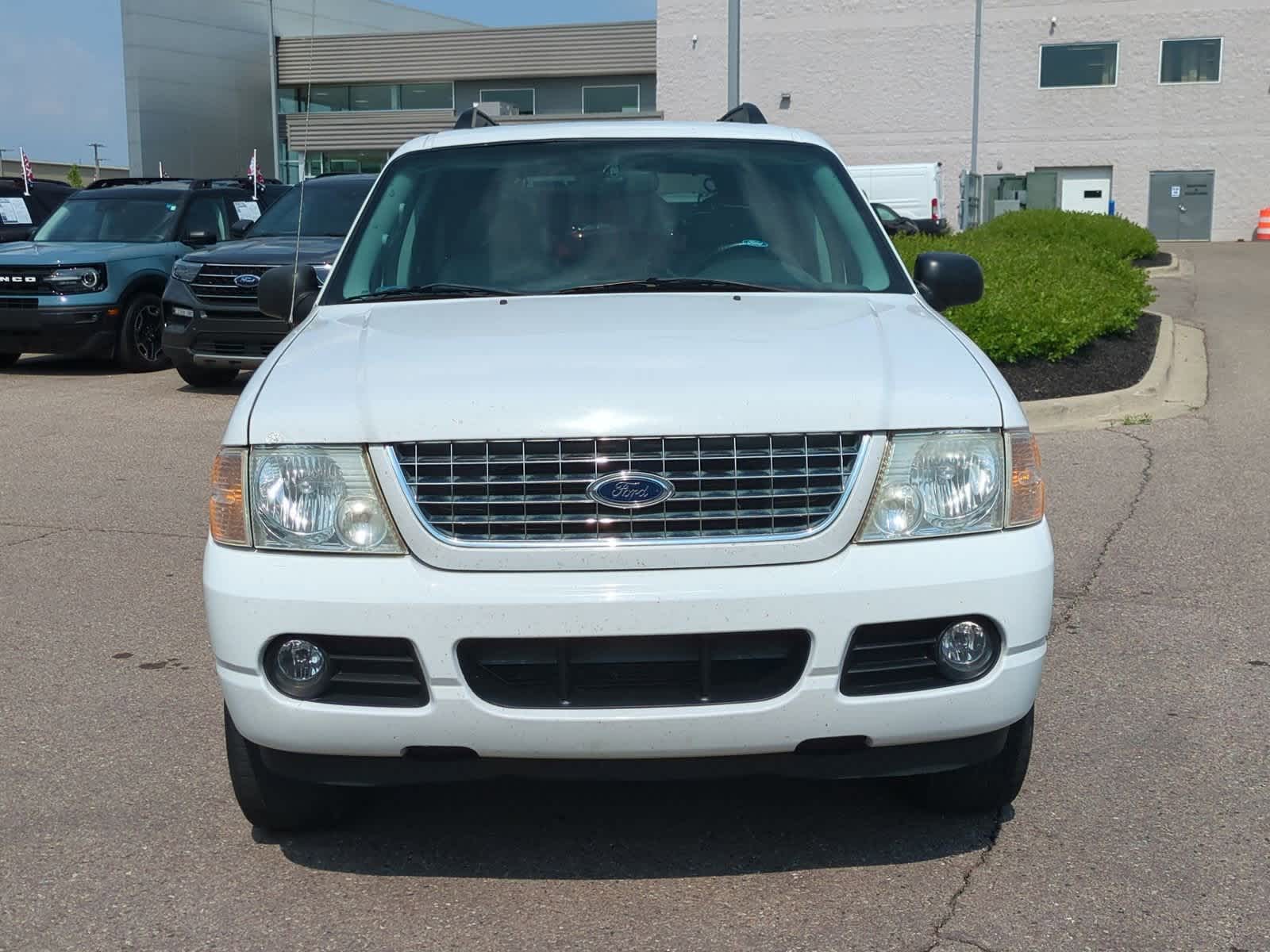 2005 Ford Explorer XLT 3
