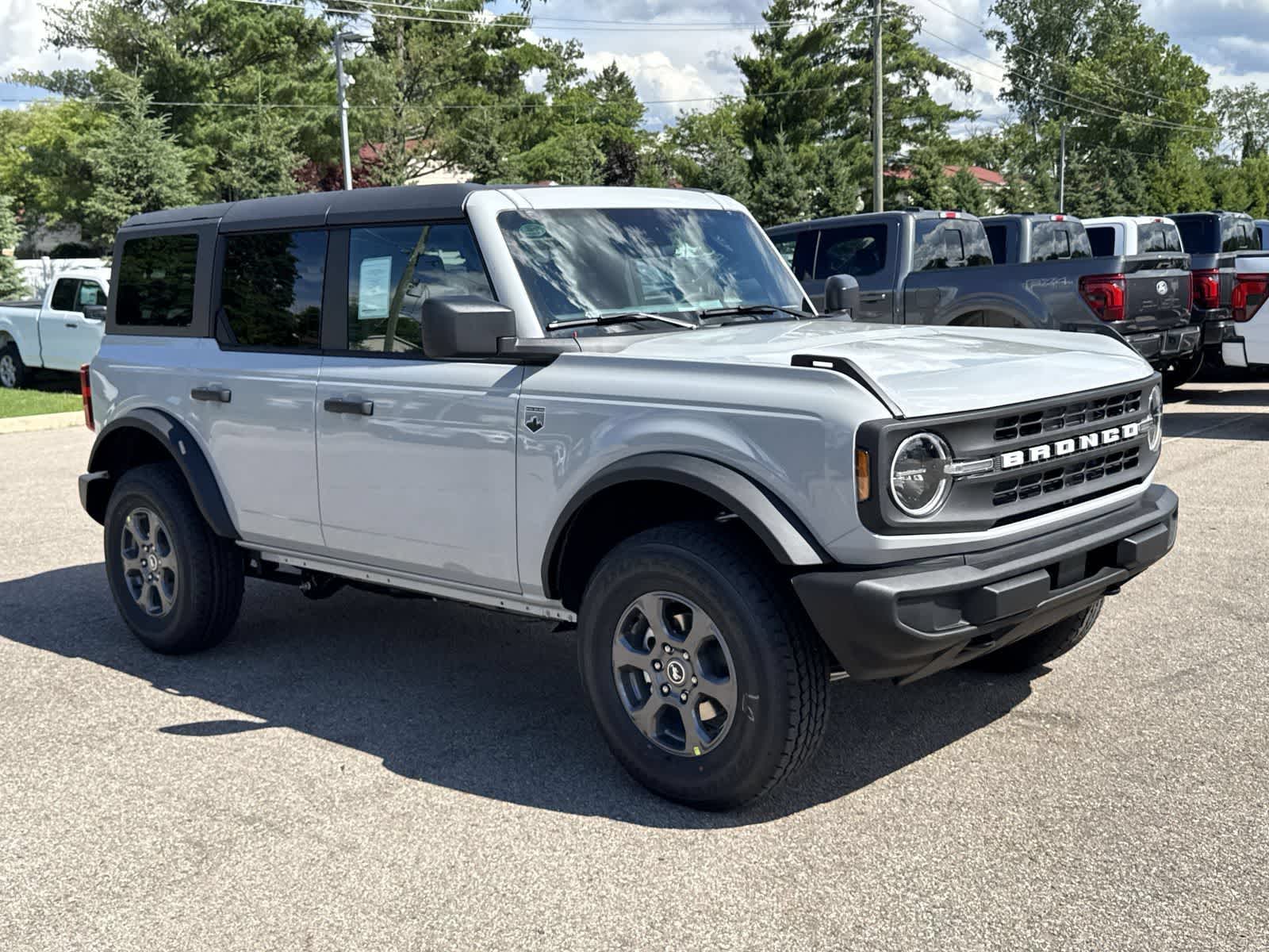 Thumbnail: 2026 Ford Bronco - 2