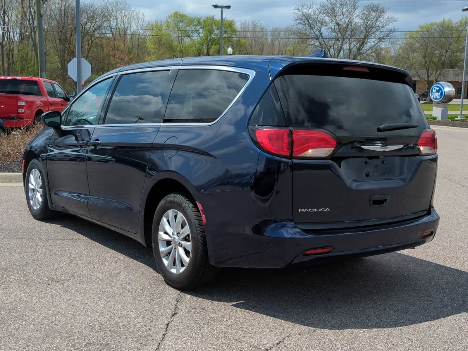 2017 Chrysler Pacifica Touring 6