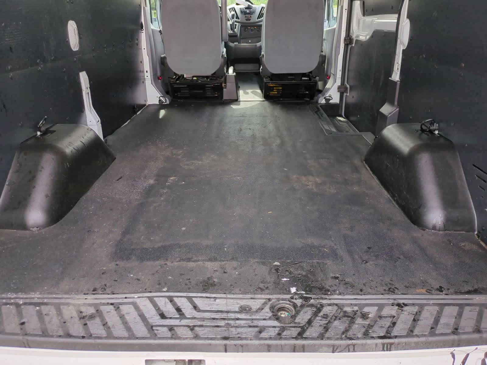 Thumbnail: 2017 Ford Transit Series - 27