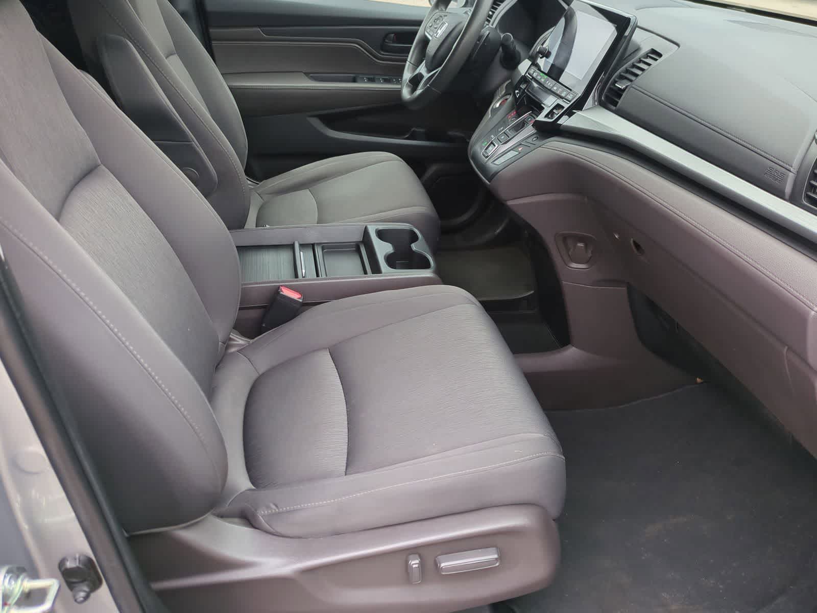 Thumbnail: 2020 Honda Odyssey - 21