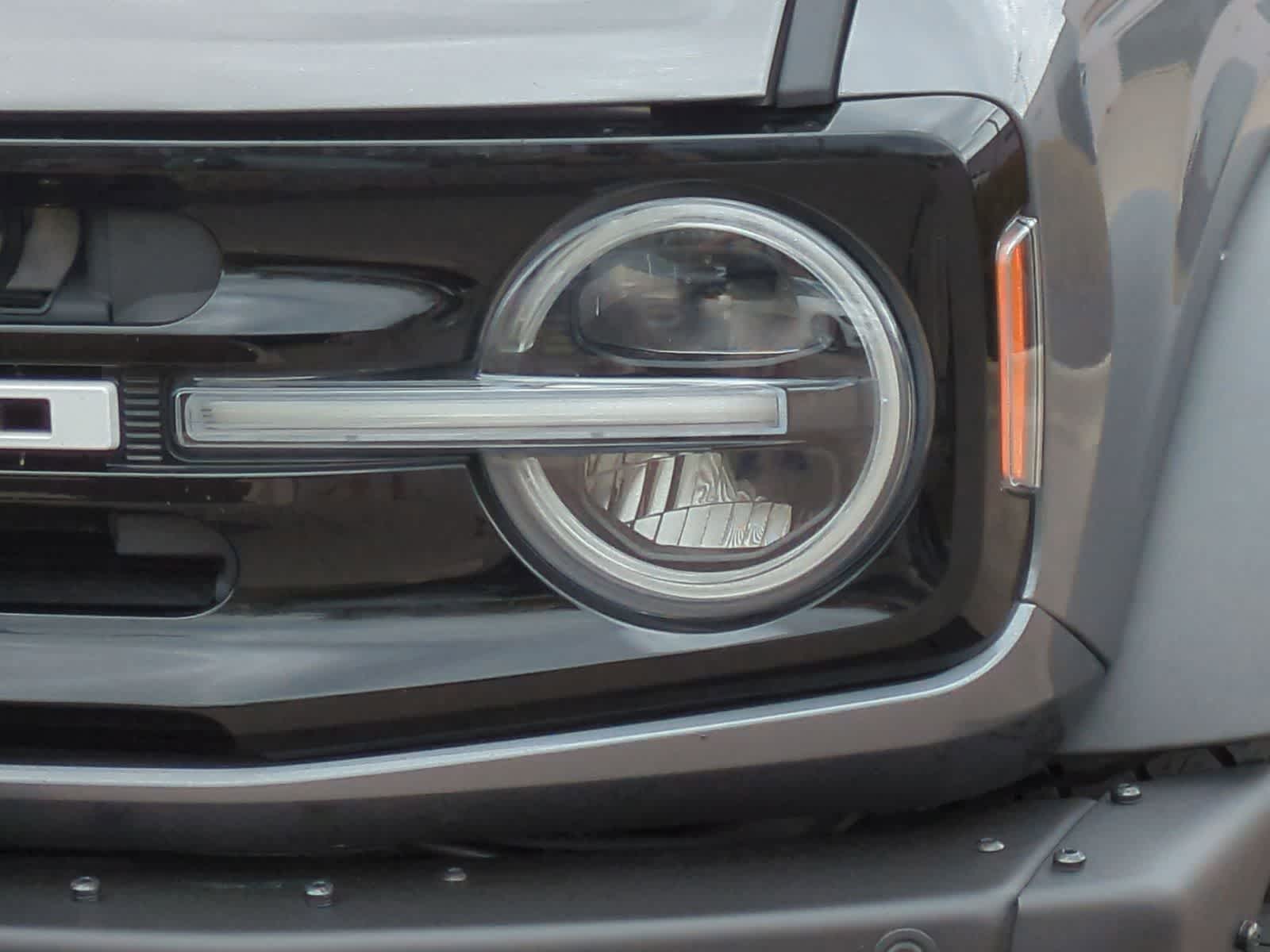 Thumbnail: 2022 Ford Bronco - 10