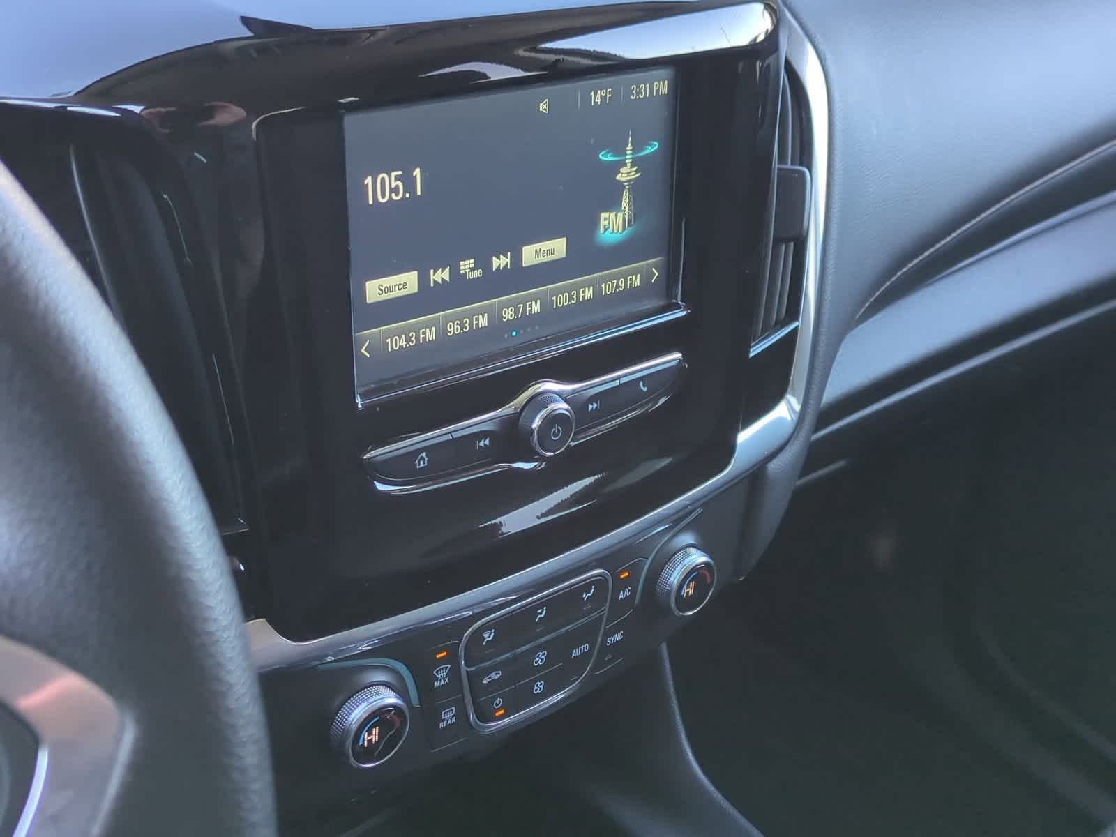 Thumbnail: 2018 Chevrolet Traverse - 29