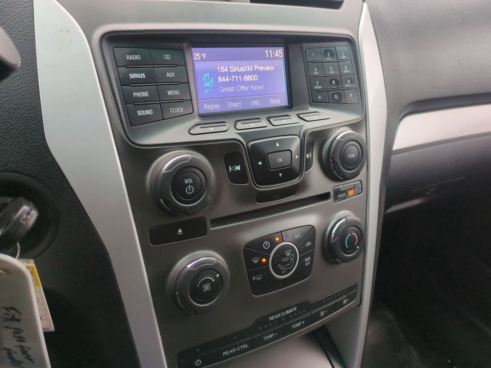 Thumbnail: 2015 Ford Explorer - 27