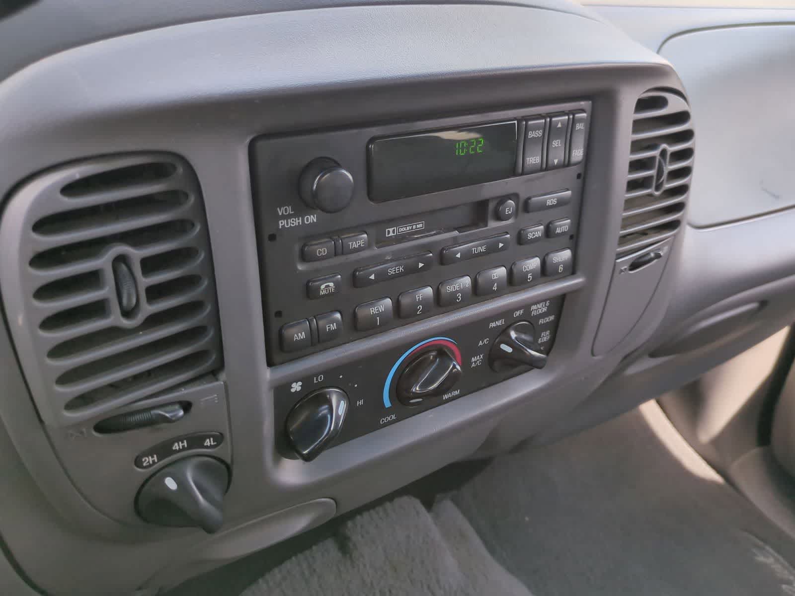 Thumbnail: 2001 Ford F-150 - 27