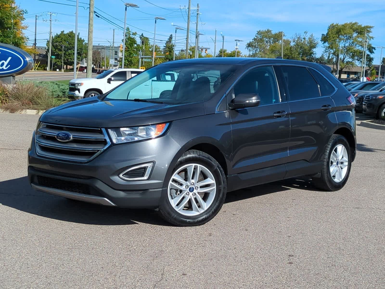 Thumbnail: 2015 Ford Edge - 1