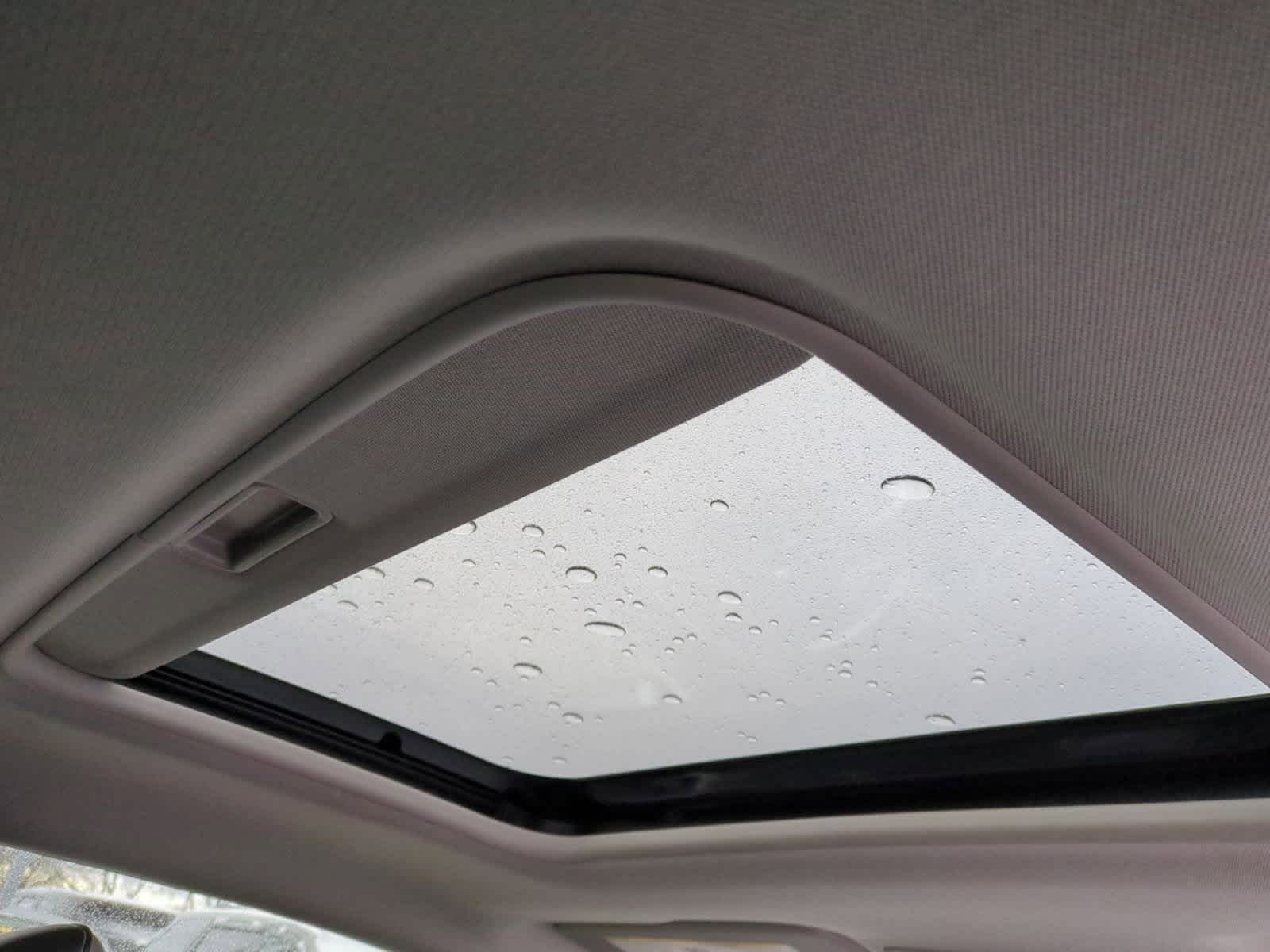 Thumbnail: 2010 Chevrolet Camaro - 20