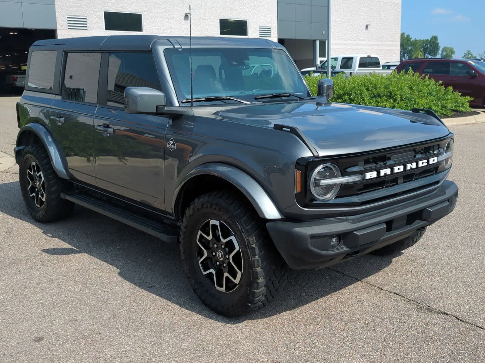 Thumbnail: 2022 Ford Bronco - 2